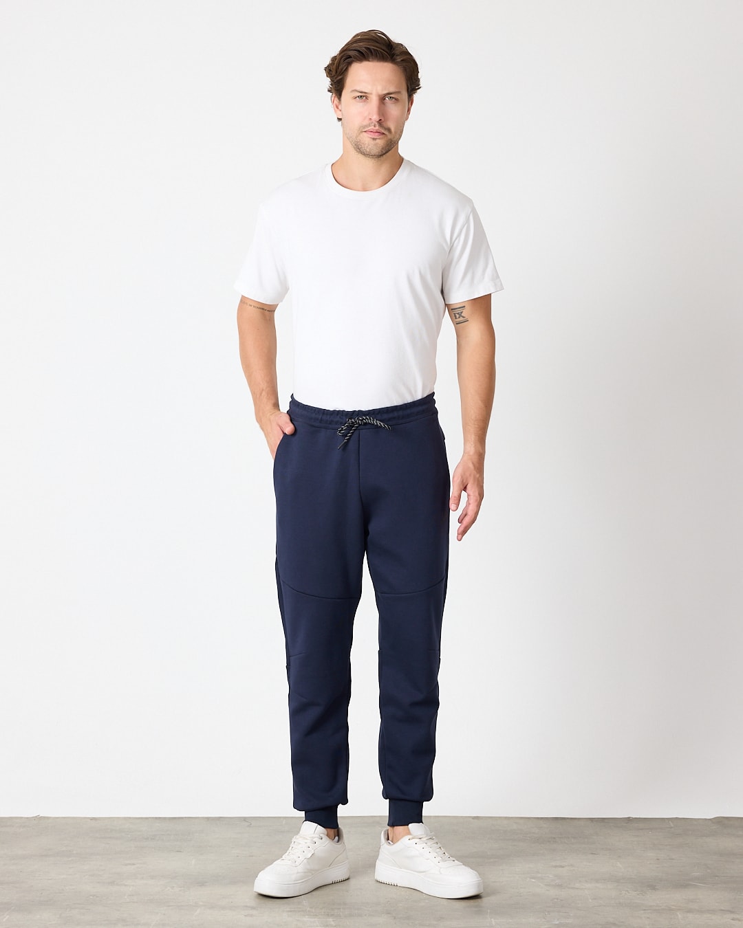 SS'25 Tech Fleece Joggers - lacevirt
