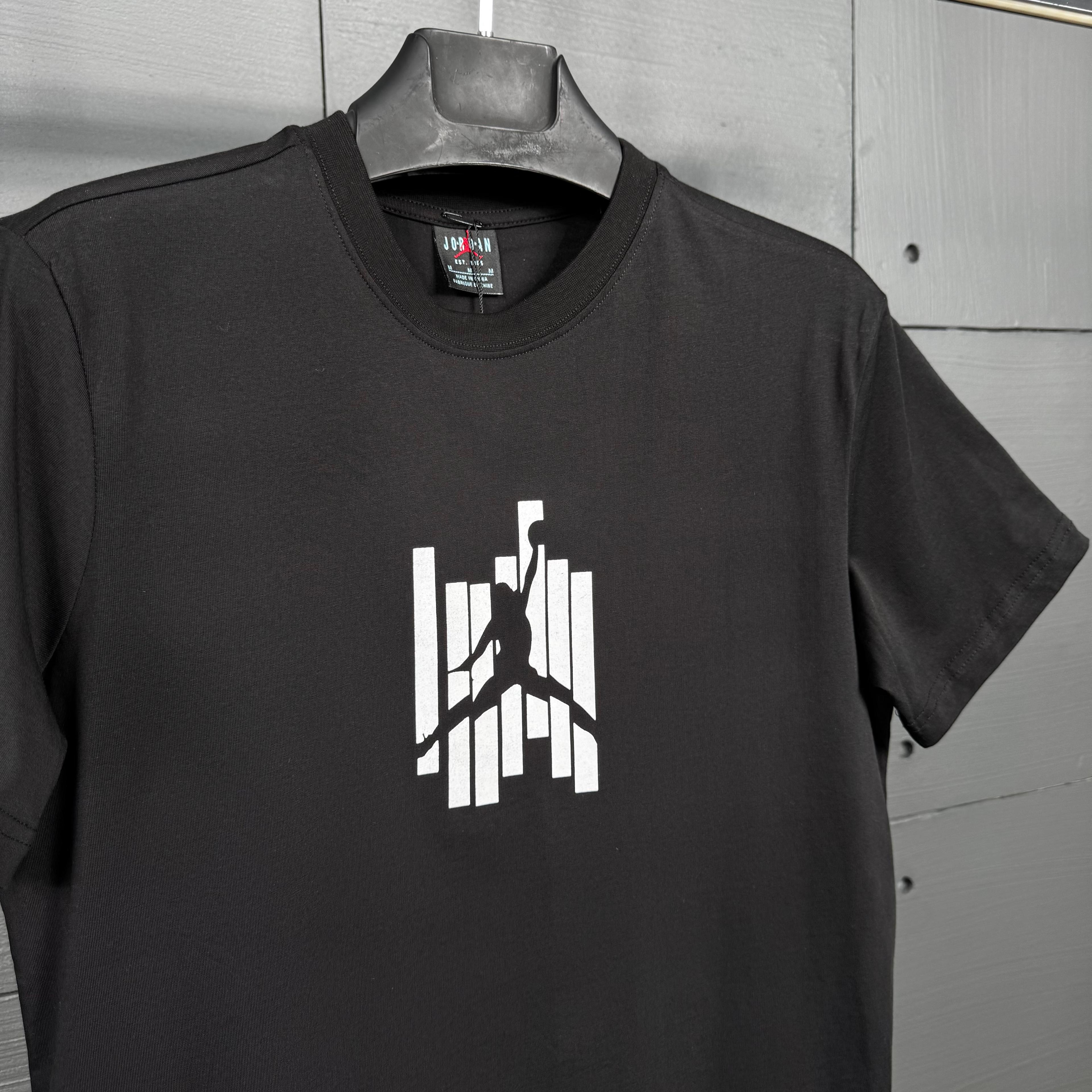 Jordan s25 Tshirt