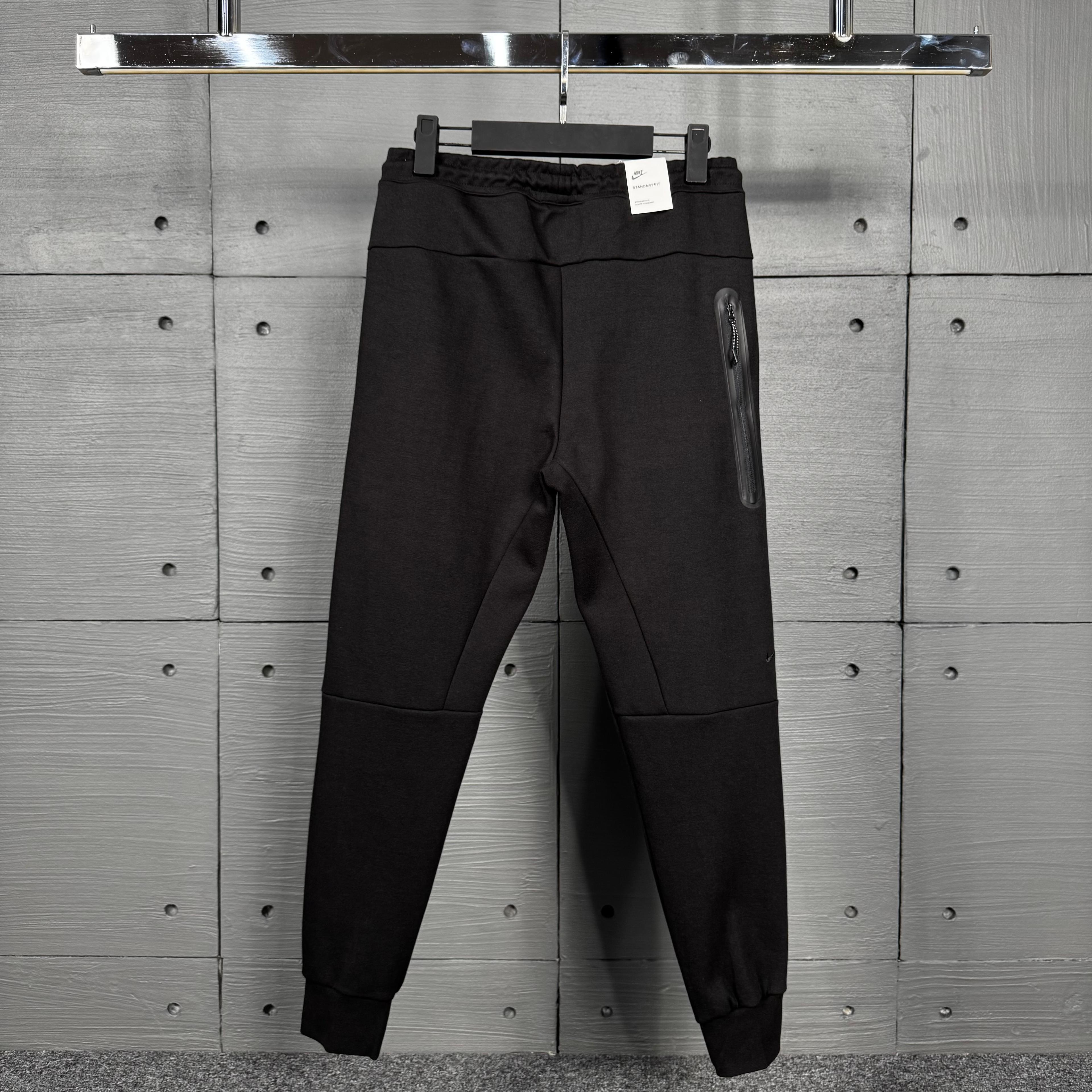 Nike Tech fleece eşofman altı