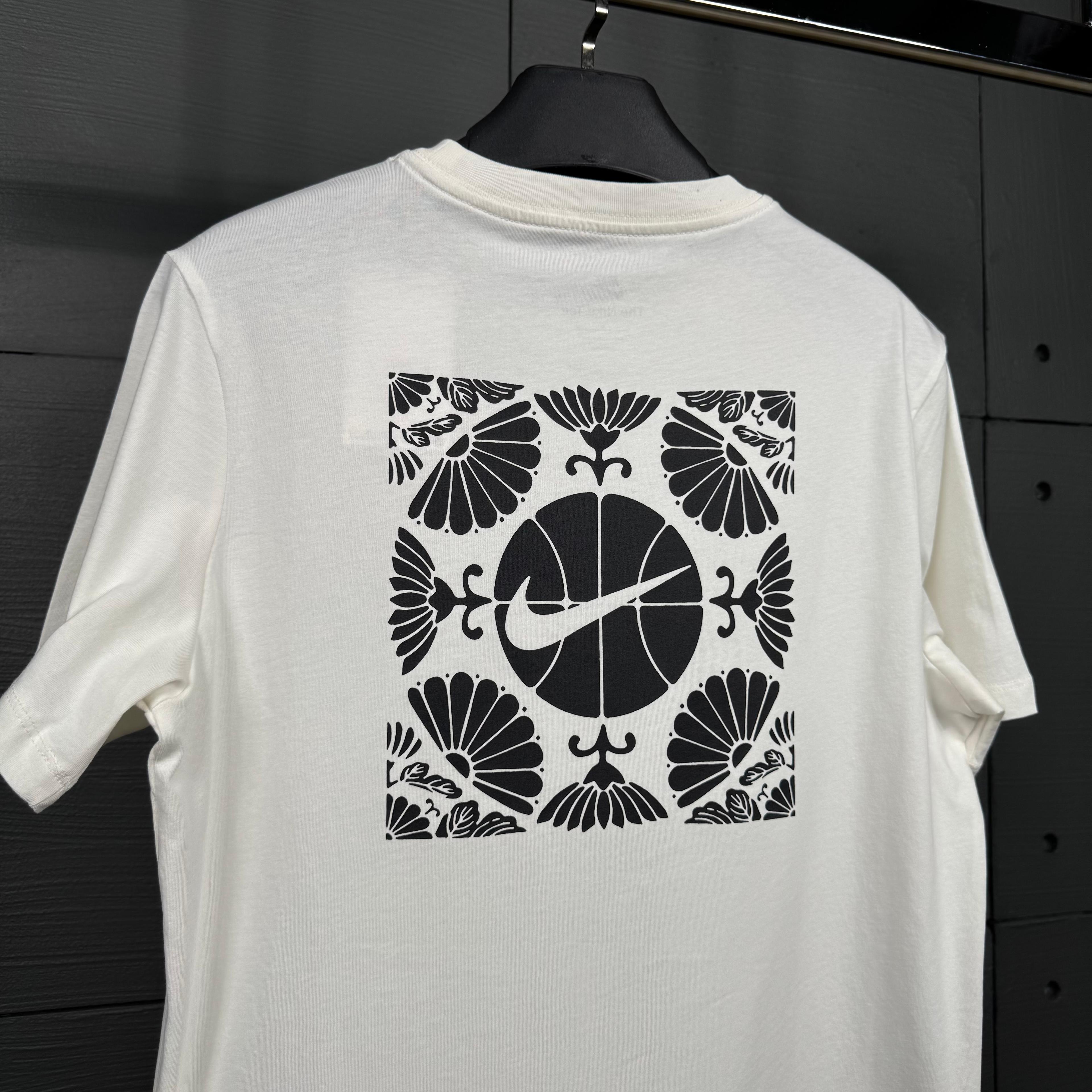 Nike s25 T shirt