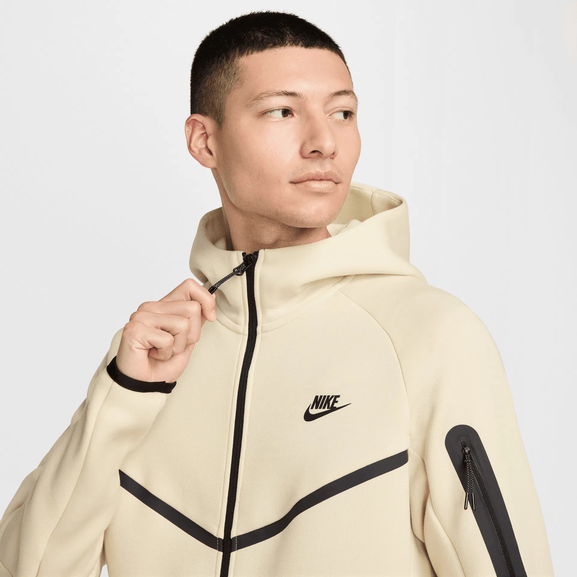SS'25 Tech Full-Zip Windrunner Hoodie - Beige Canvas/Black