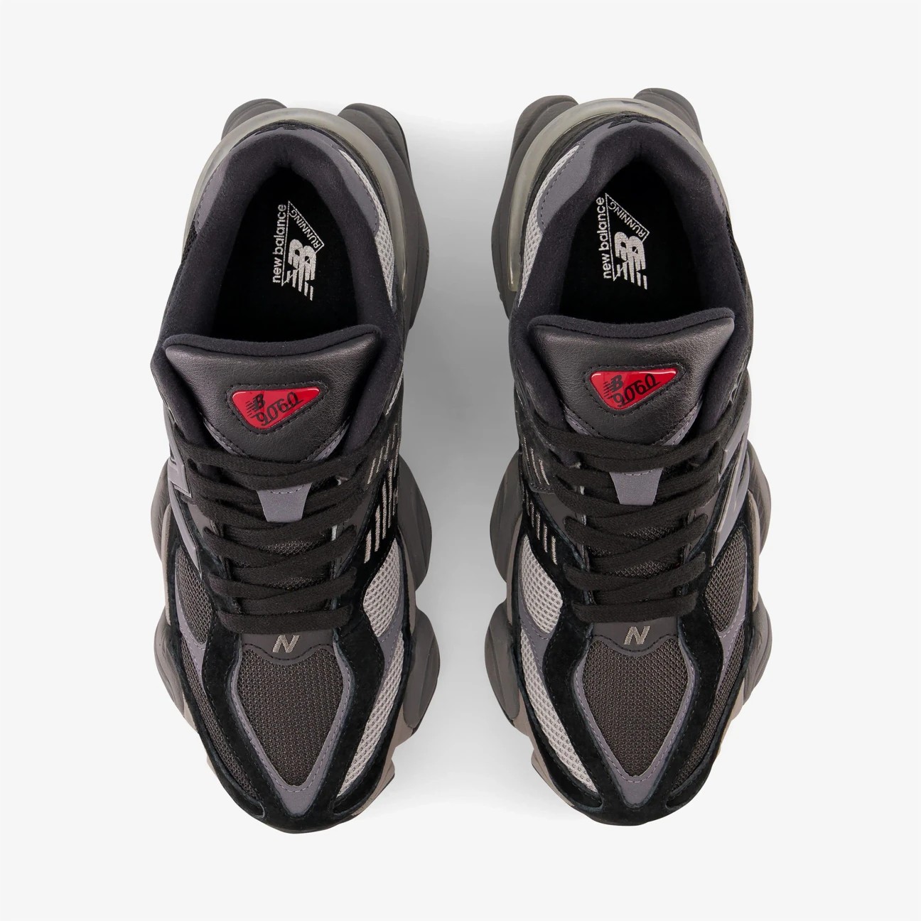 9060 Unisex Sneaker - Black/Castlerock
