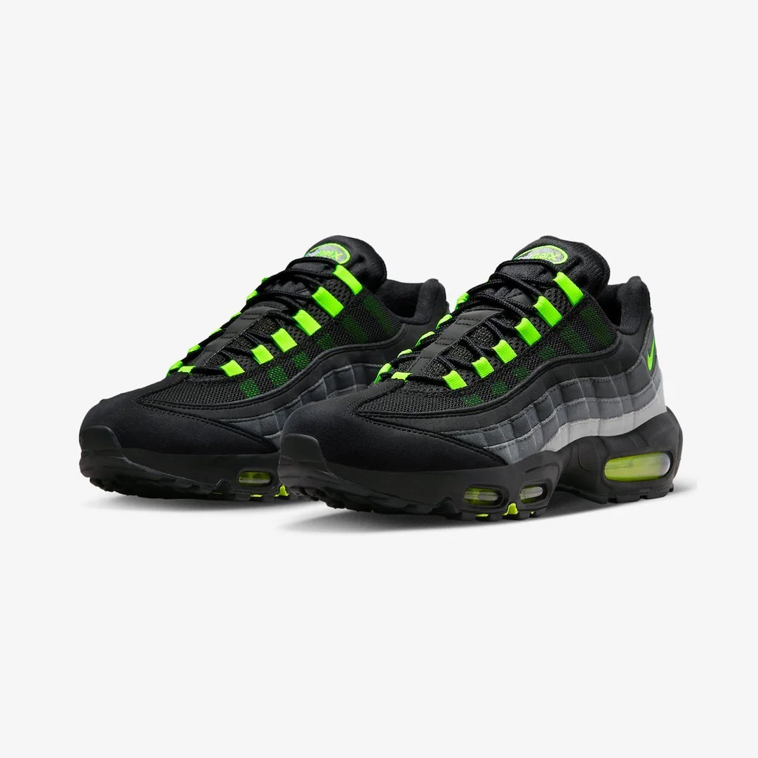 Air Max 95 - Black / Neon