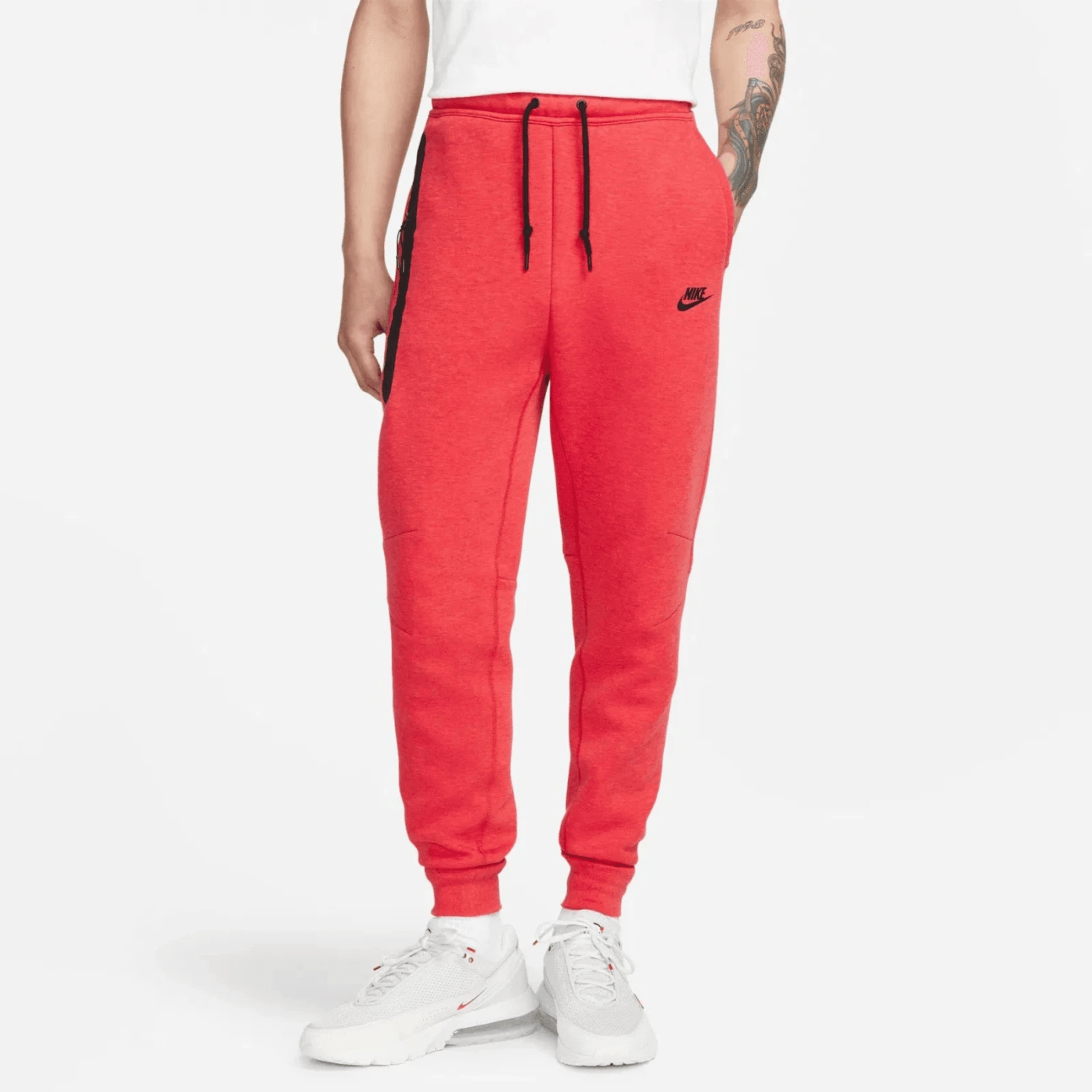 SS'24 Tech Fleece Joggers - Apricot Blush/Black