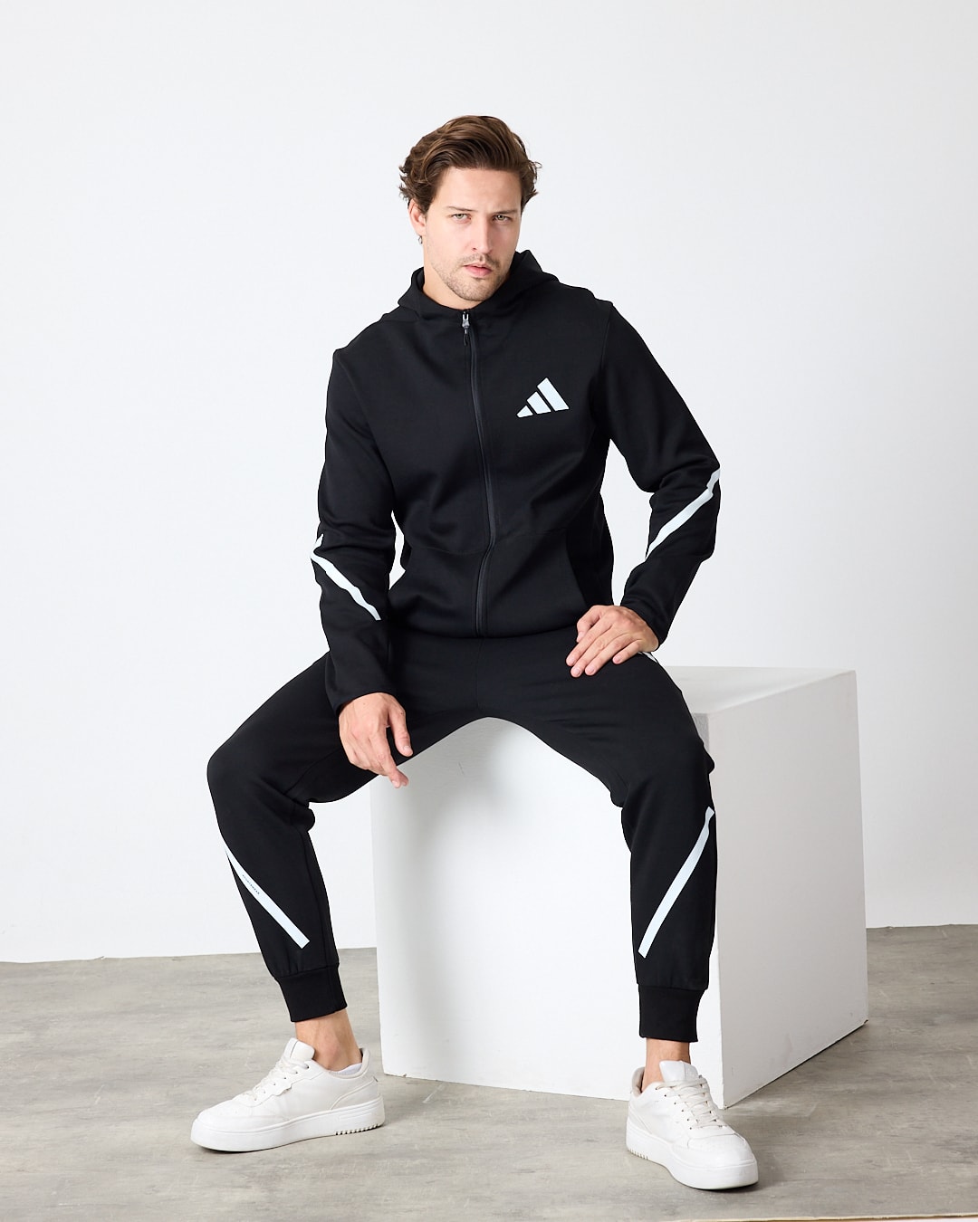 ADIDAS ZNE Full Zip Hoodie & Joggers Set