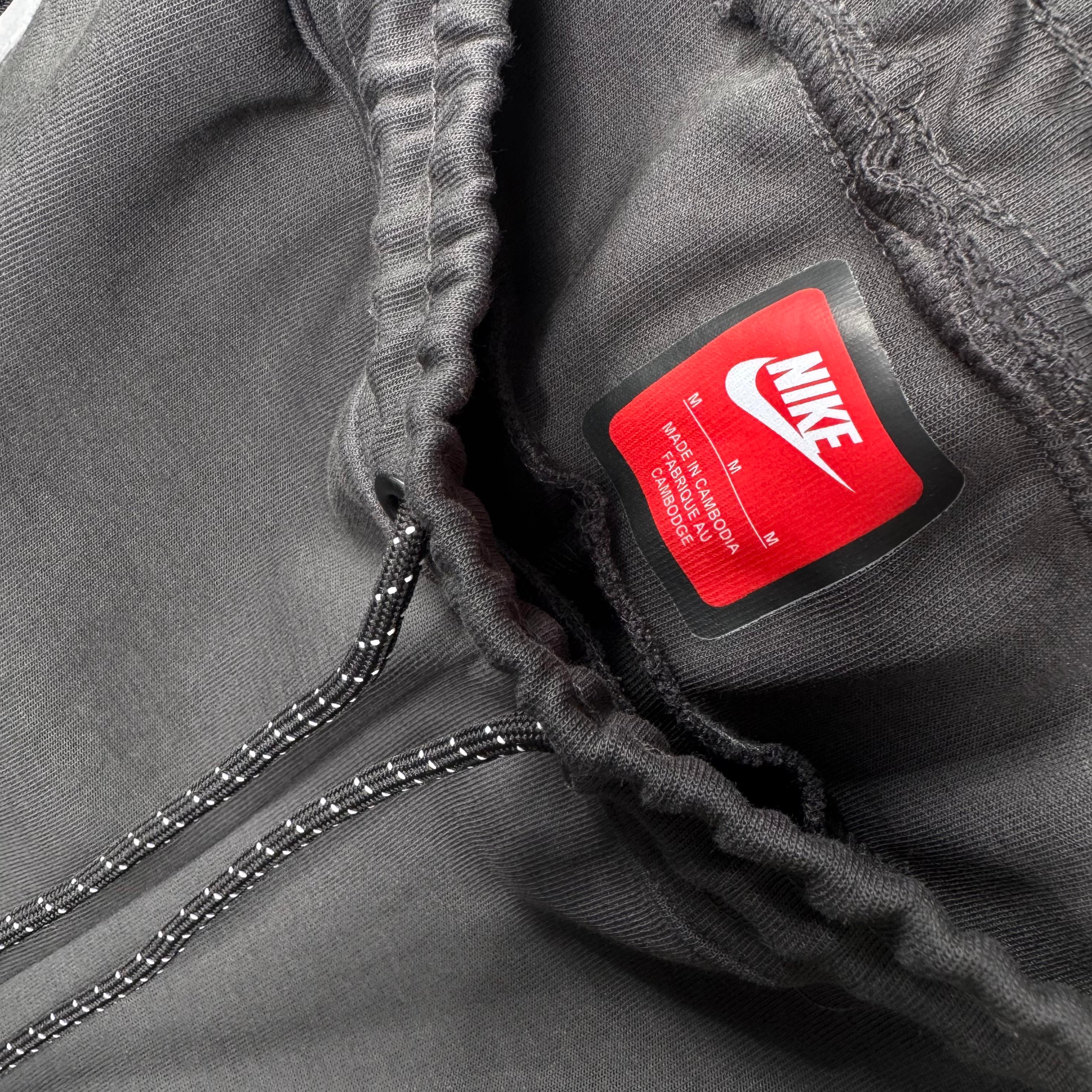 Nike tech reflektörlü short t-shirt takım