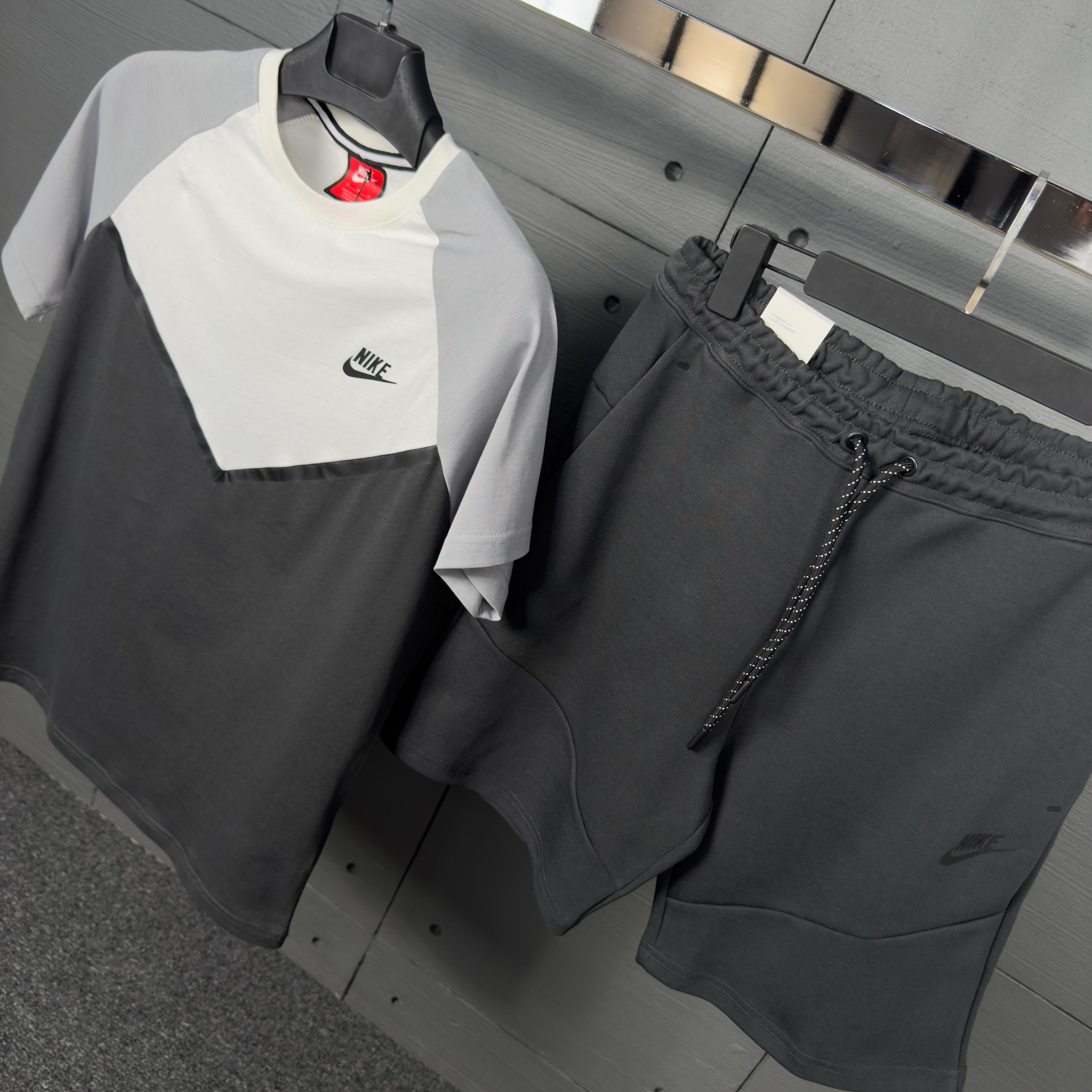 Nike syna short T shirt takım