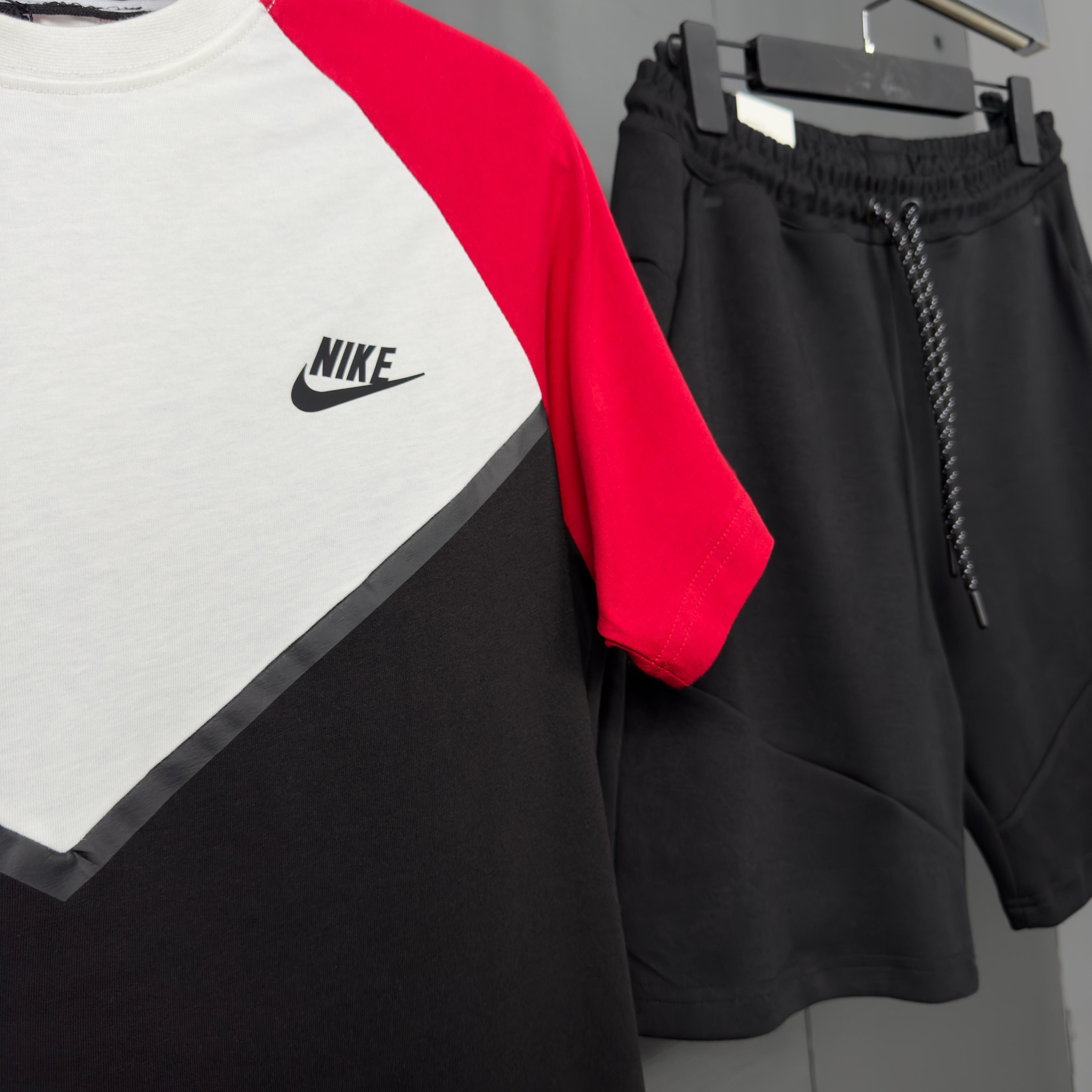 Nike tech reflektörlü short T-shirt takım