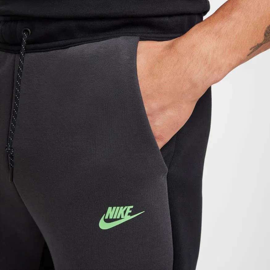 SS'25 Tech Fleece Joggers - Black/Anthracite/Green