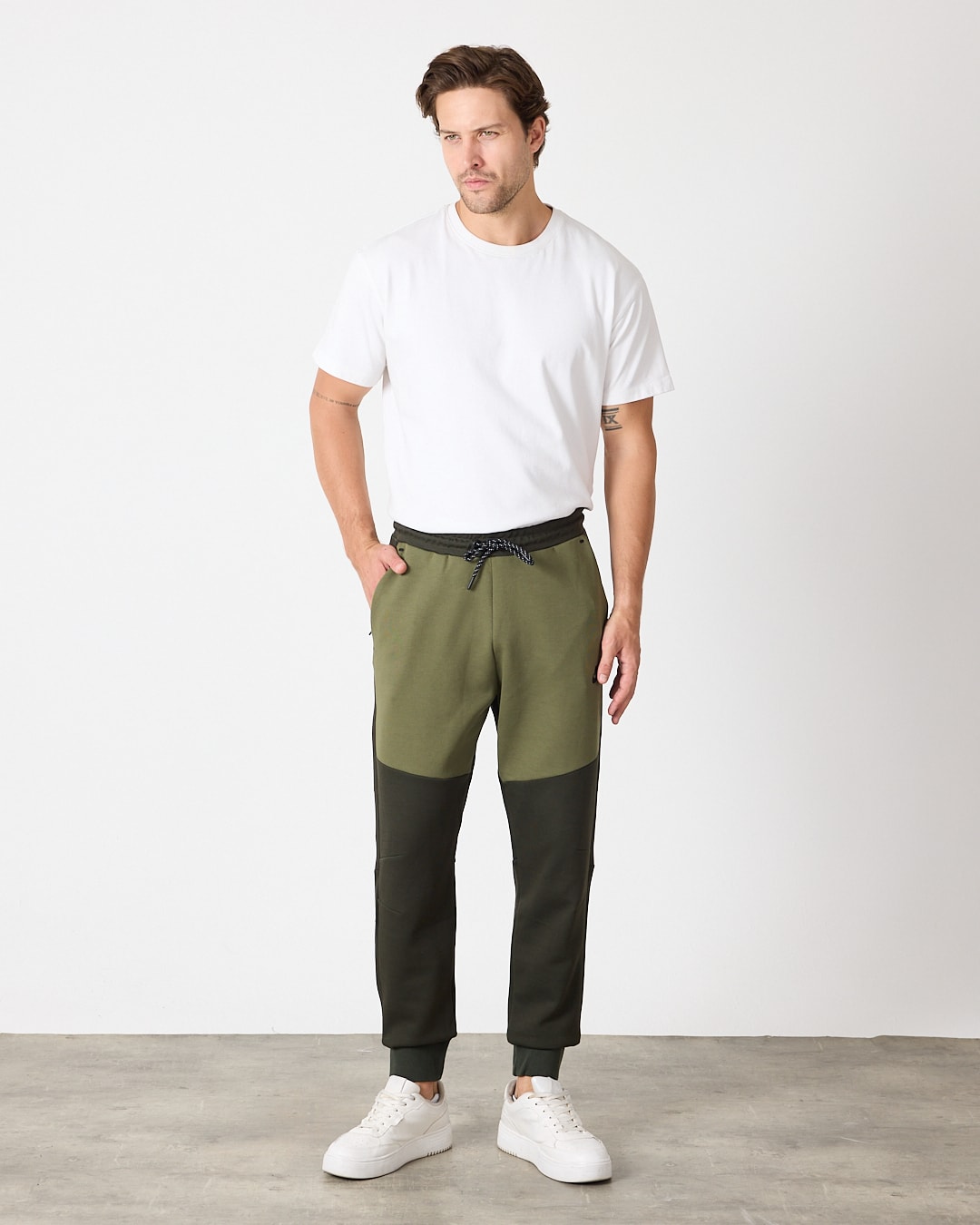 SS'25 Tech Fleece Joggers - Sequoia/Medium Olive/Black