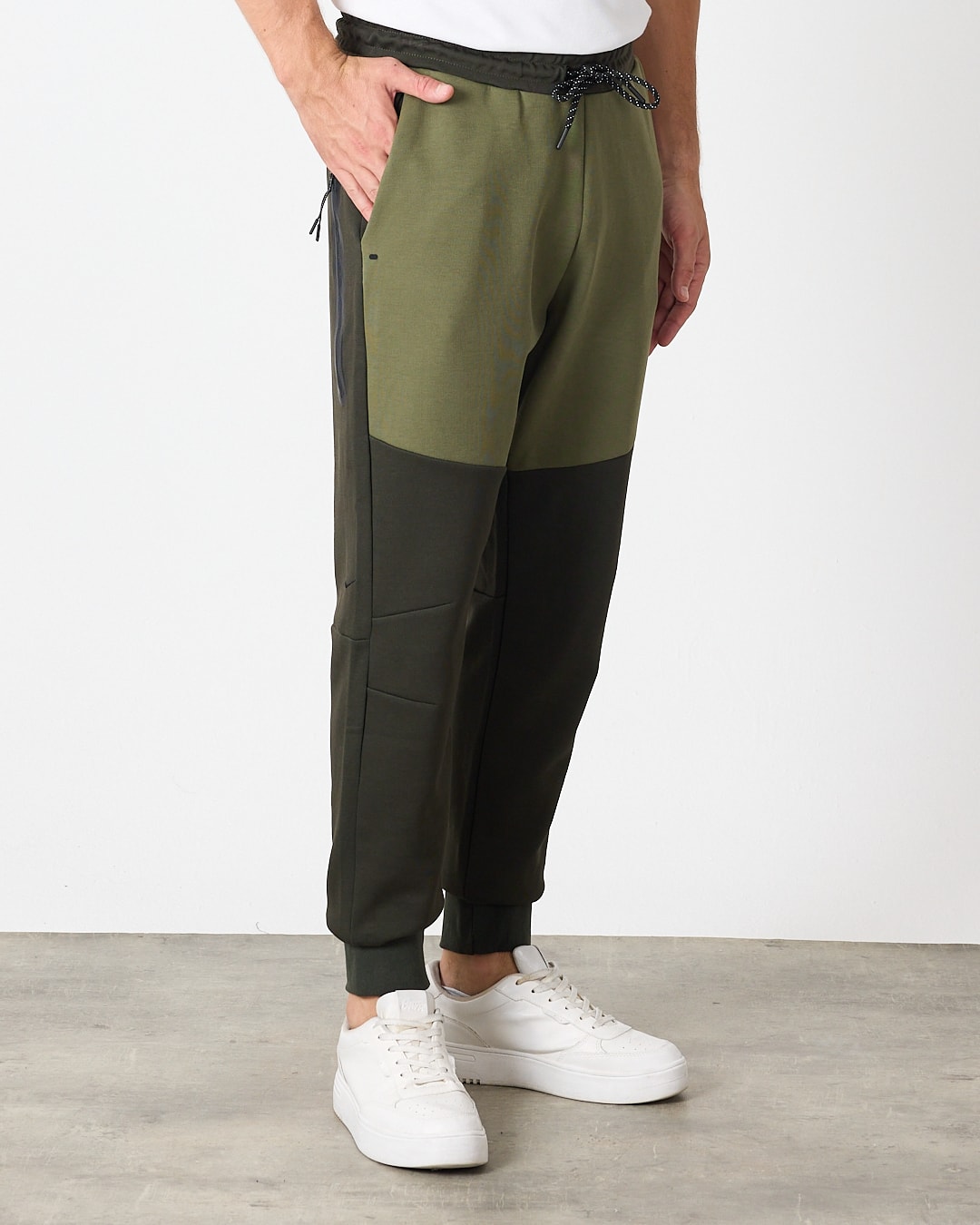 SS'25 Tech Fleece Joggers - Sequoia/Medium Olive/Black