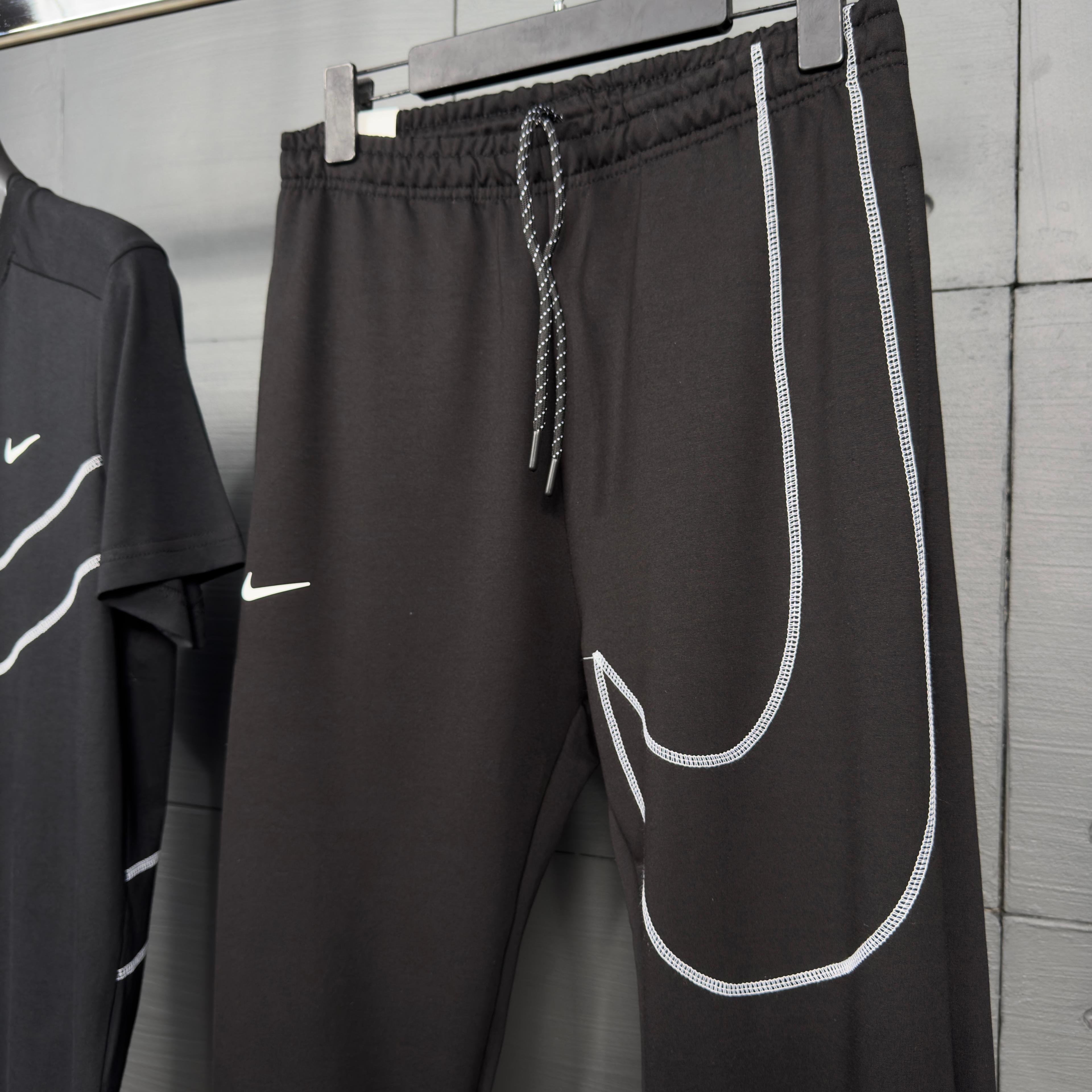 NIKE Emroid Logo Yazlık Takım