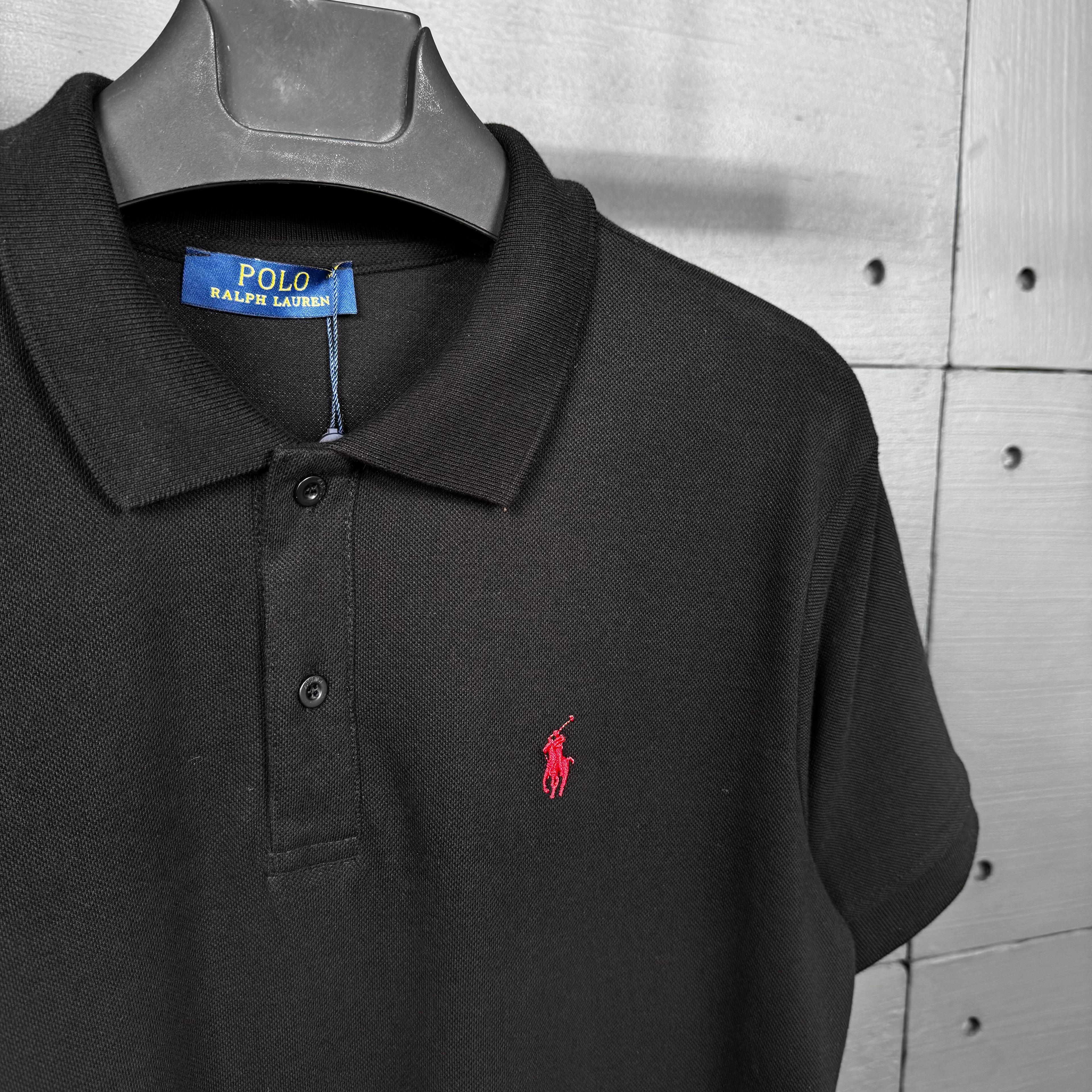 T_shirt polo yaka 