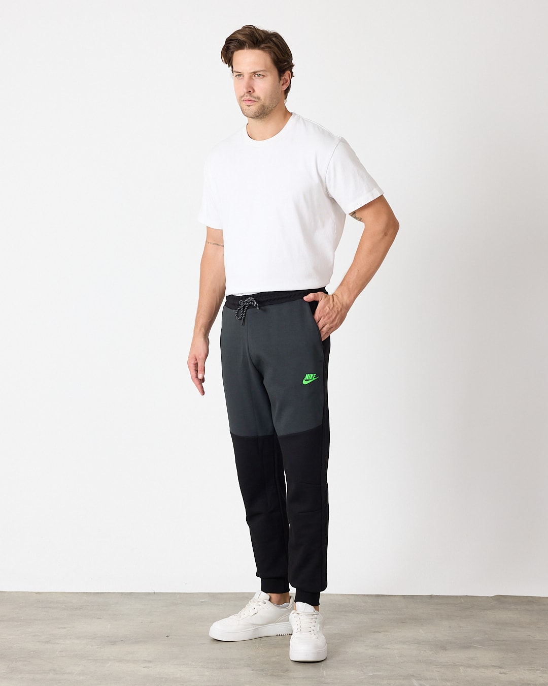 SS'25 Tech Fleece Joggers - Black/Anthracite/Green