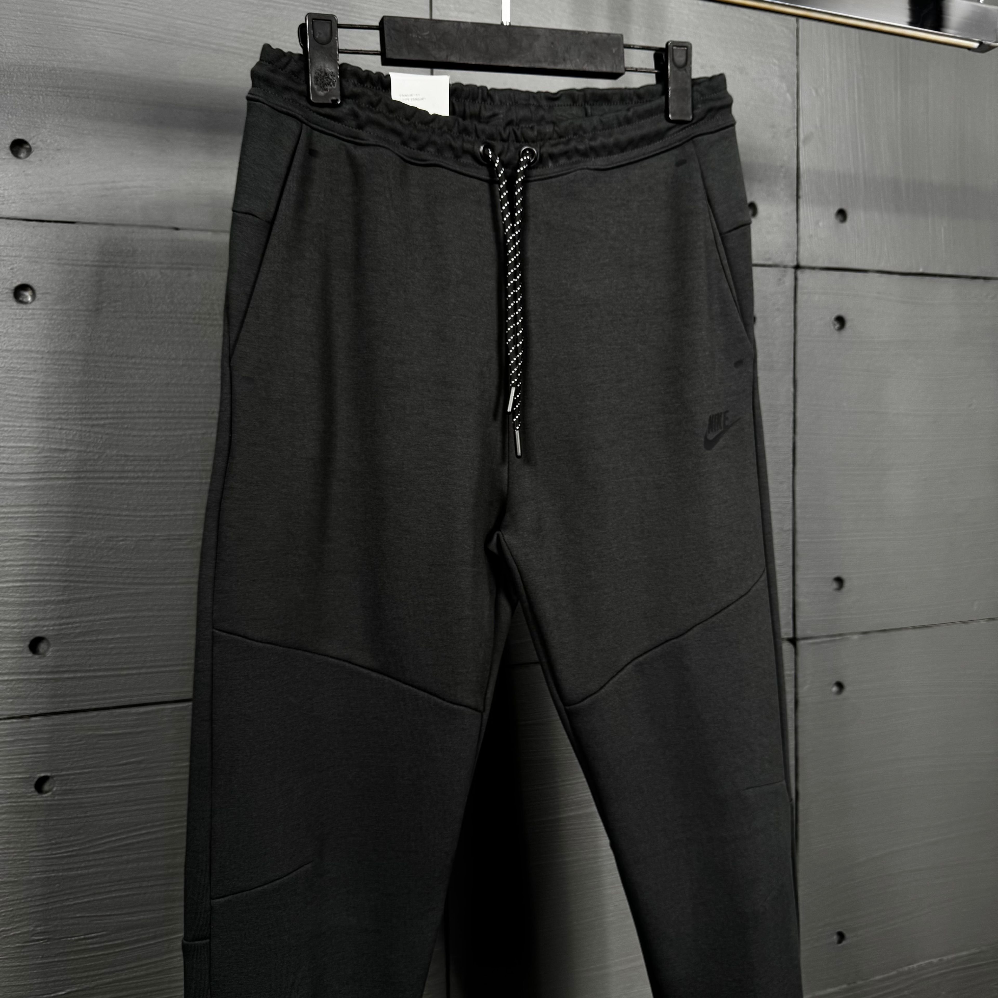 Nike Tech fleece eşofman altı