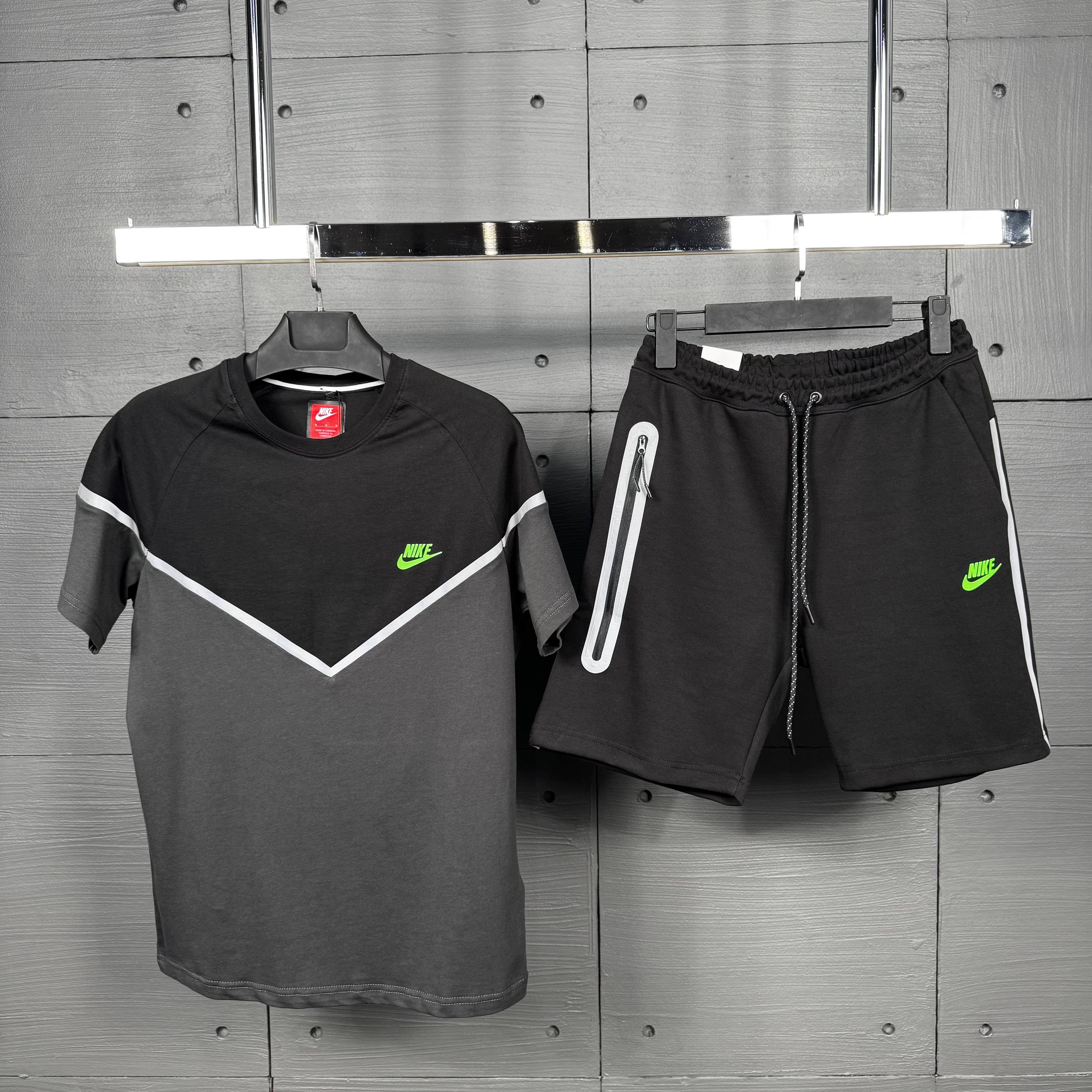 Nike tech reflektörlü short t-shirt takım