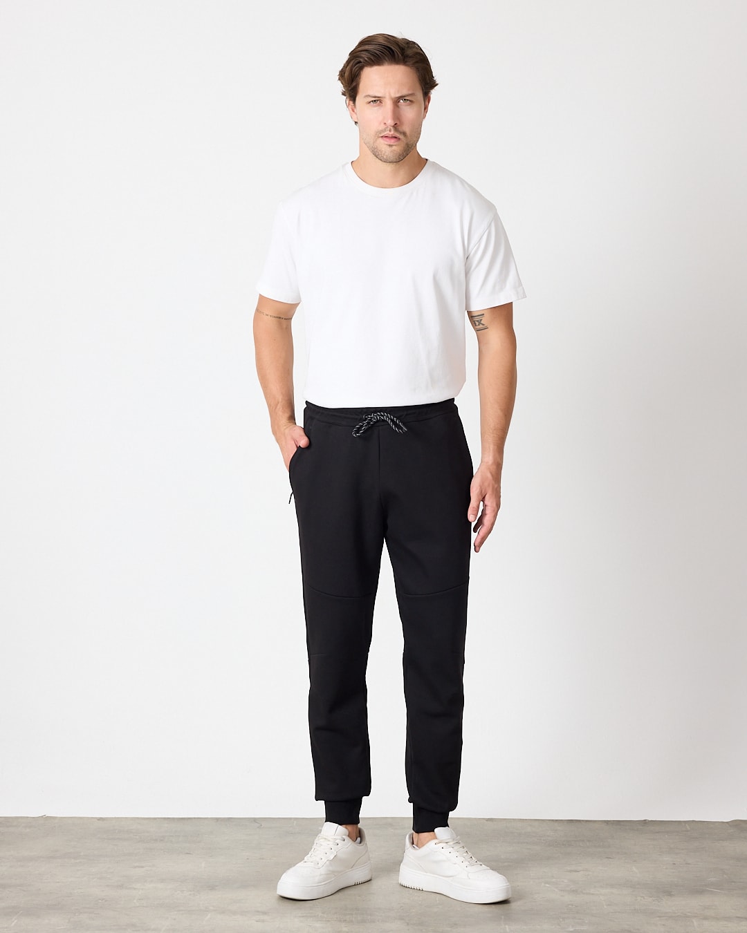 SS'25 Tech Fleece Joggers - All Black