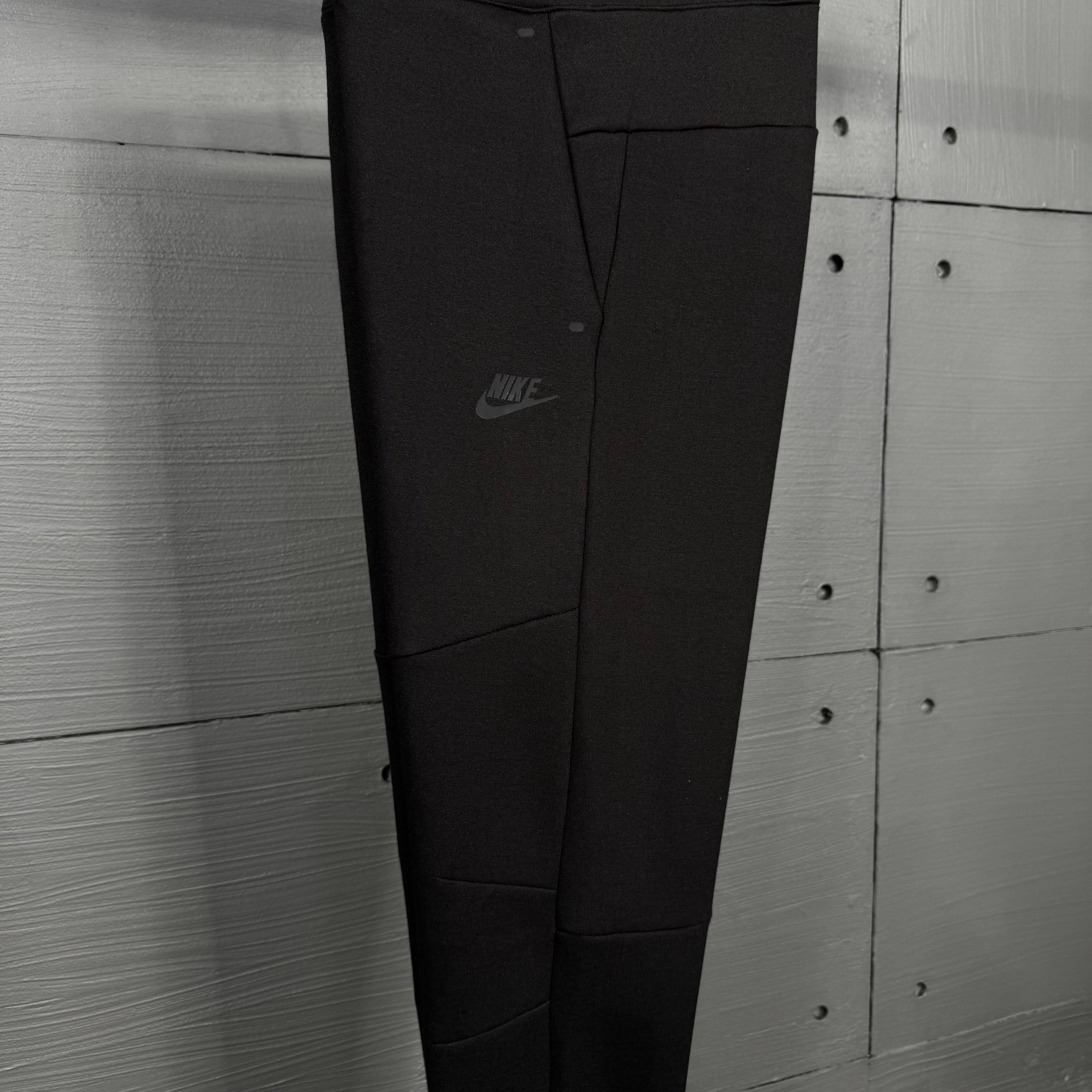 Nike Tech fleece eşofman altı