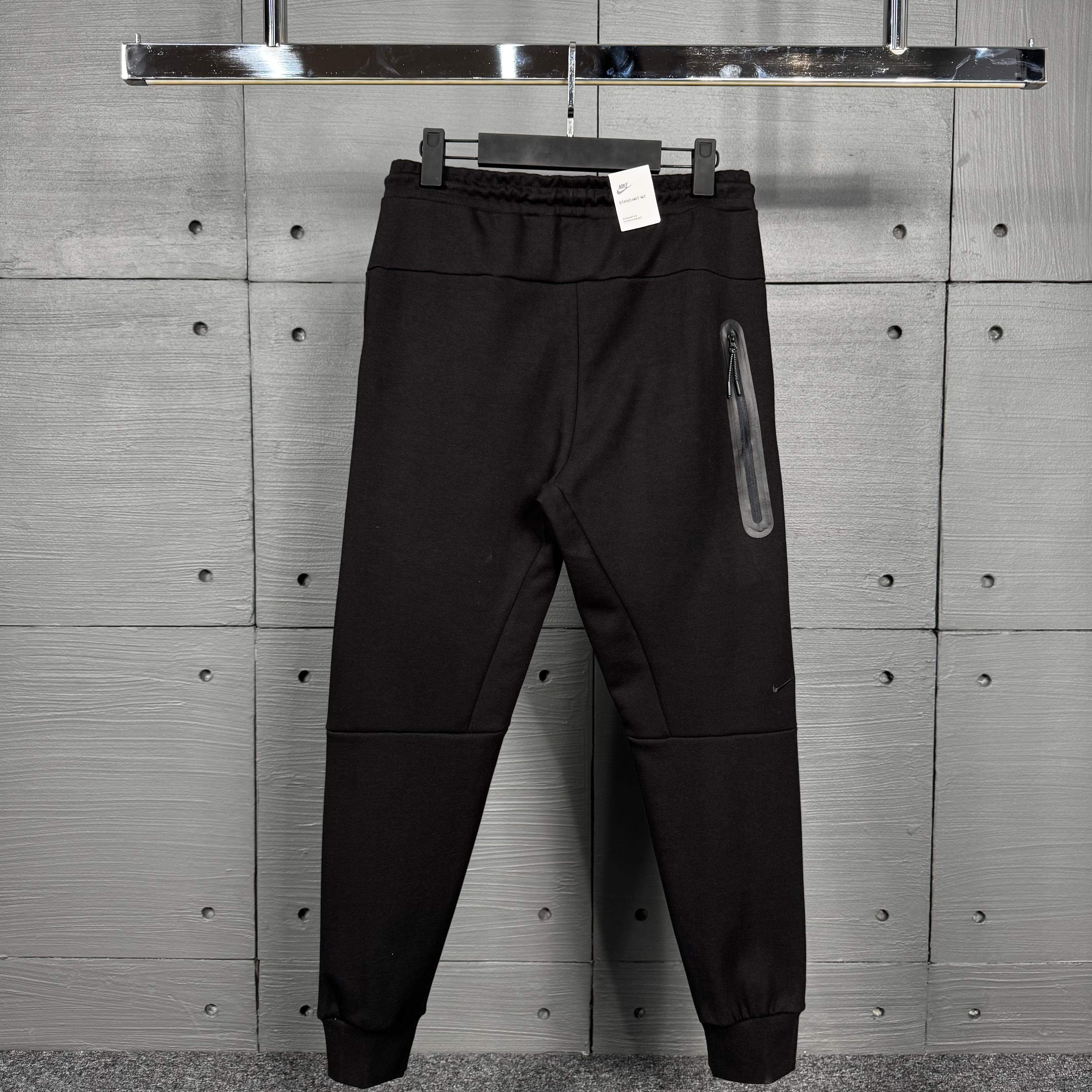 Nike Tech fleece eşofman altı