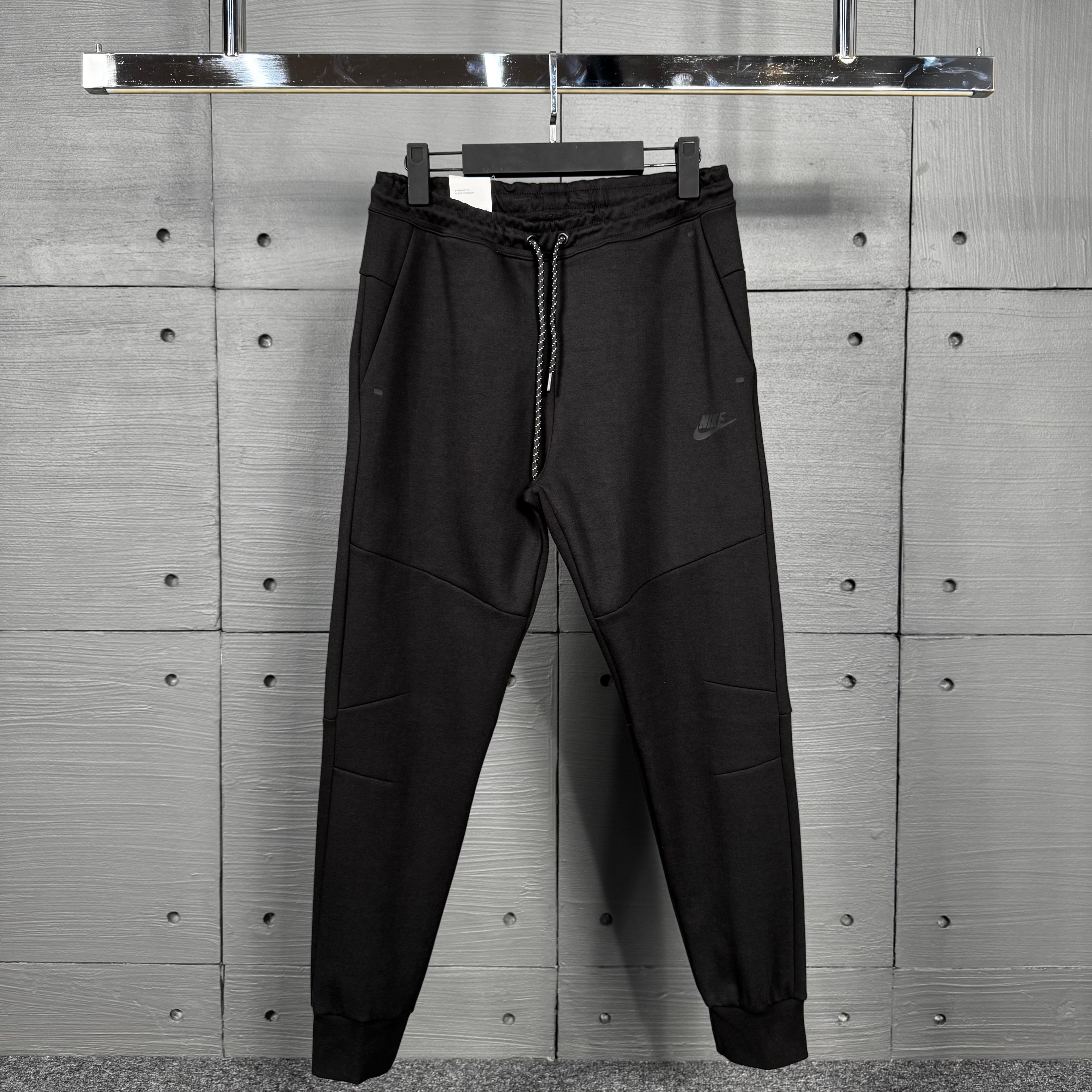 Nike Tech fleece eşofman altı