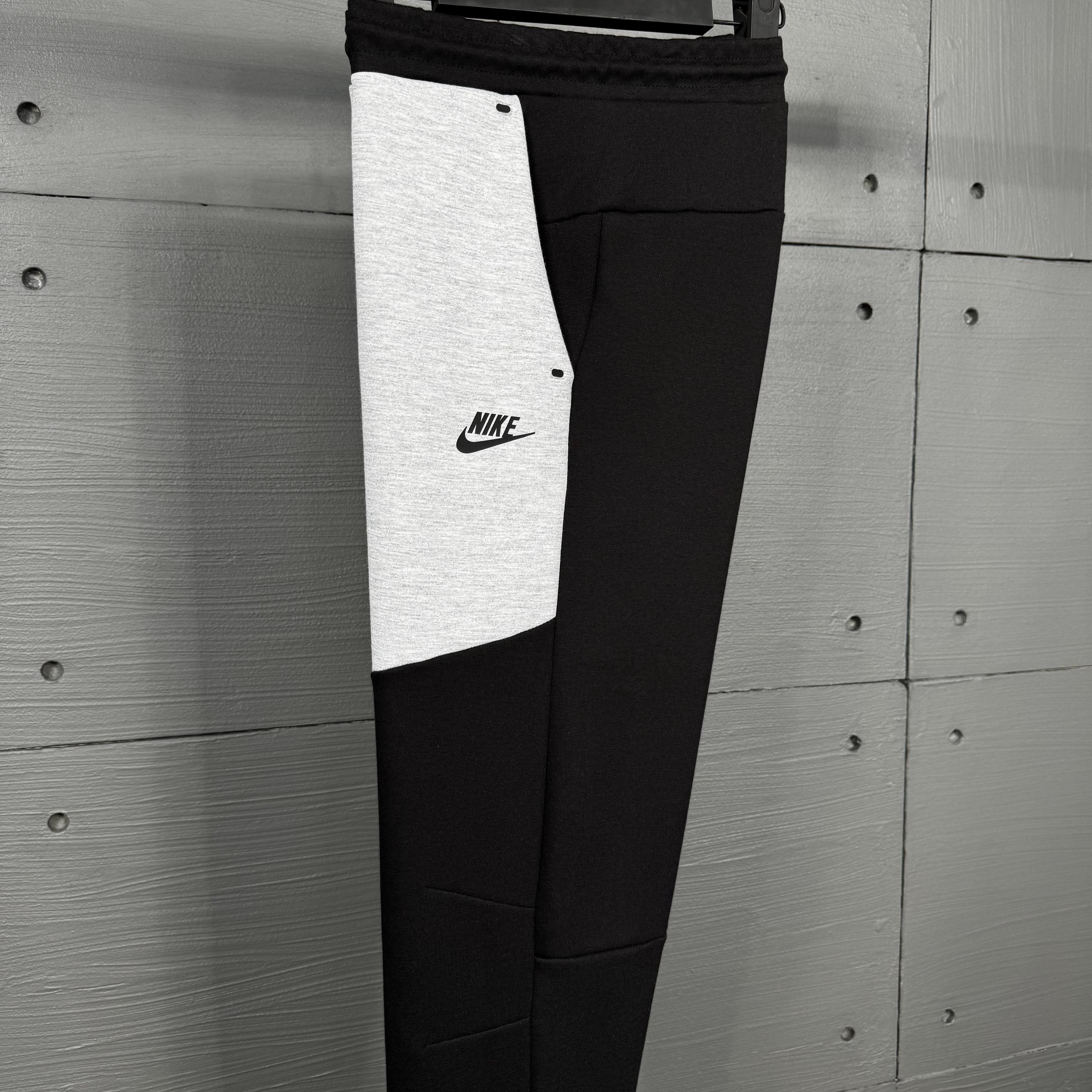 Nike Tech fleece eşofman altı