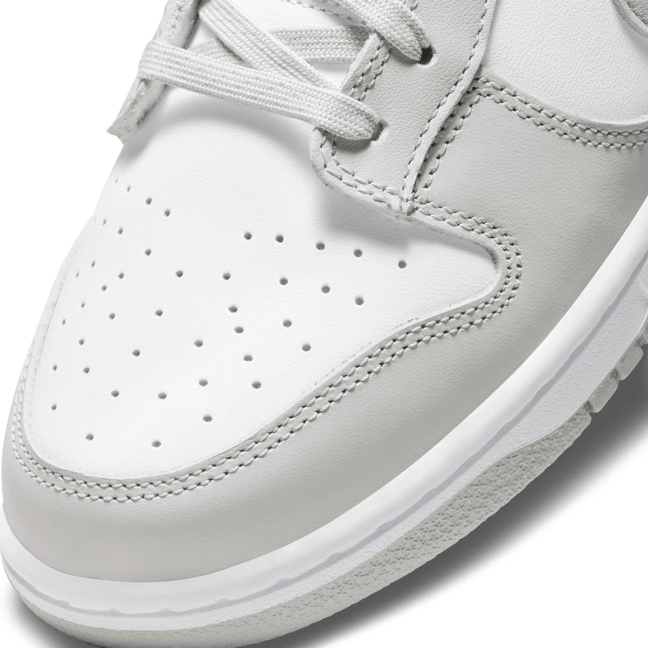 Dunk Low Retro - Light Gray/White