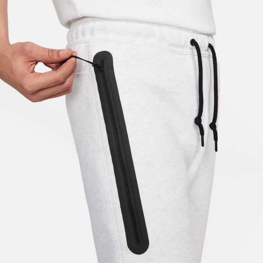 SS'24 Tech Fleece Joggers - Light Gray/Black