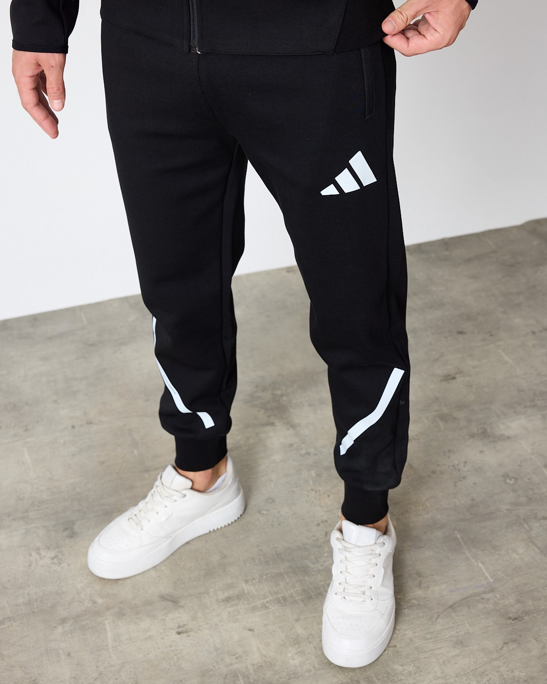 ADIDAS ZNE Full Zip Hoodie & Joggers Set