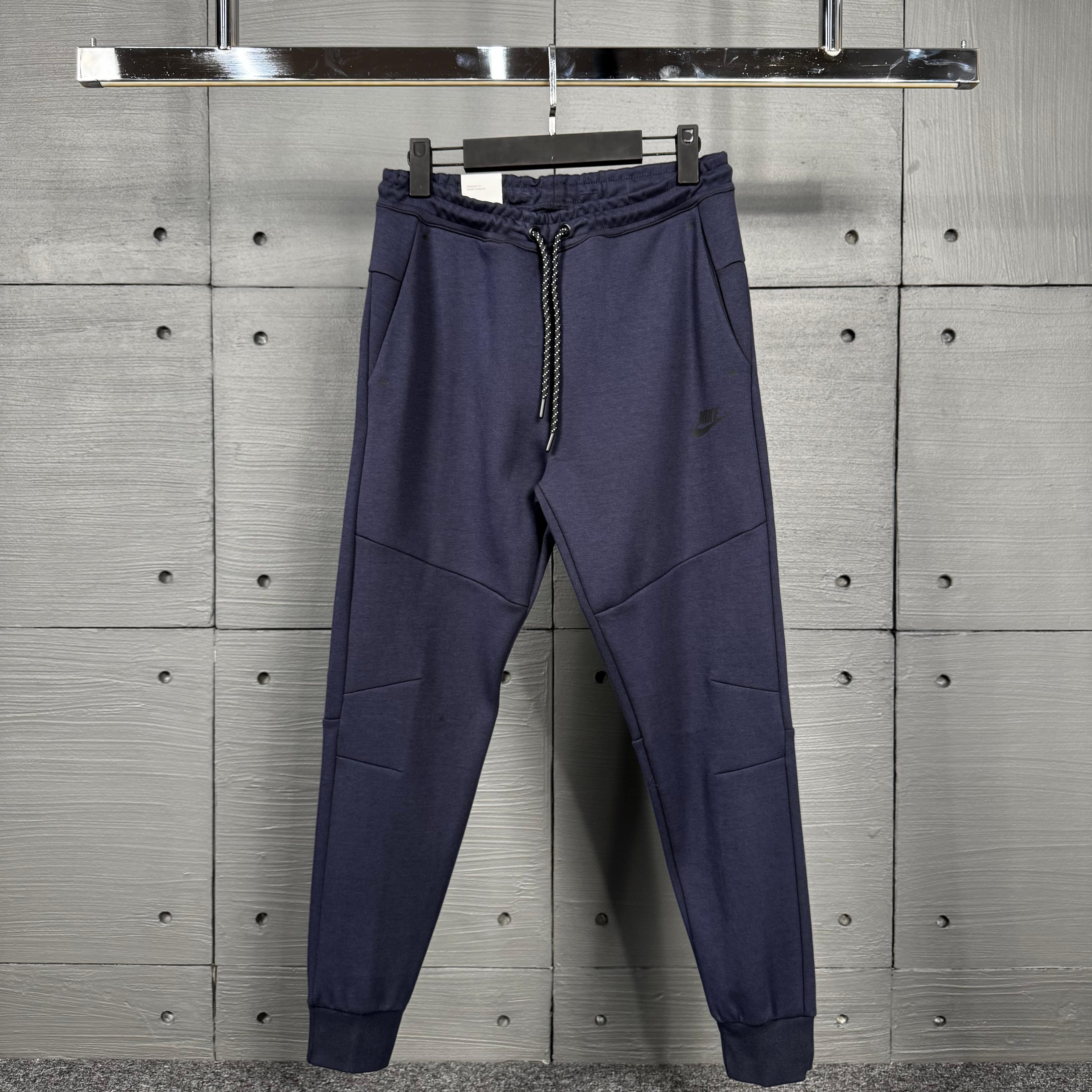 Nike Tech fleece eşofman altı