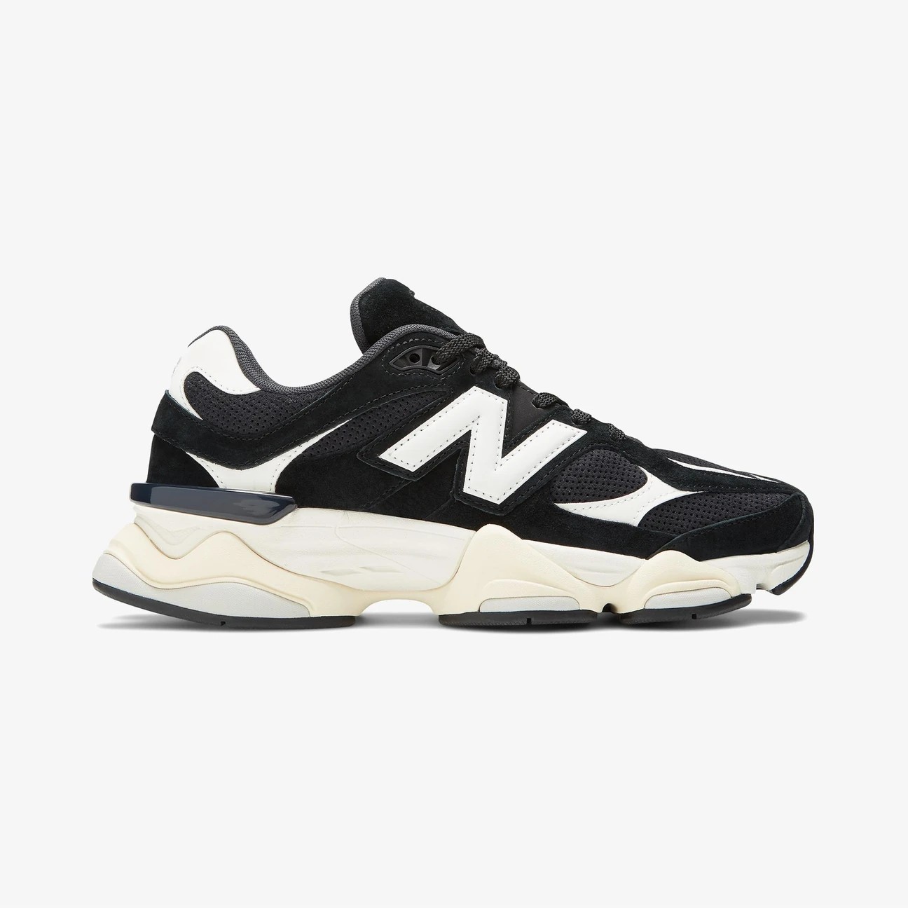 9060 Unisex Sneaker - Black/White