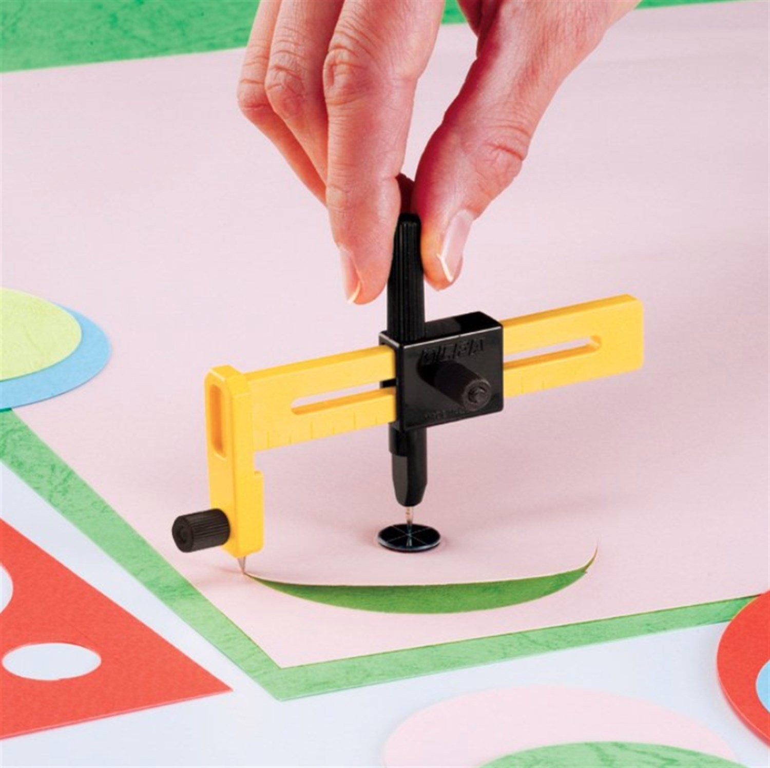 Olfa Cmp-1 Daire Kesici Maket Bıçağı 1-15 cm Çap