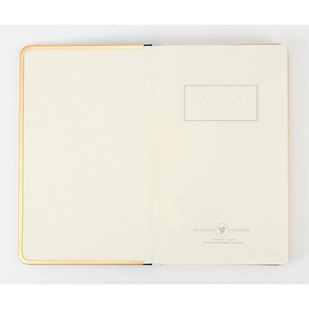 Victorias Journals Monaco Süet Sert Kapak Çizgili Defter 13x21 cm 100 gr 96 Yaprak Açık Yeşil