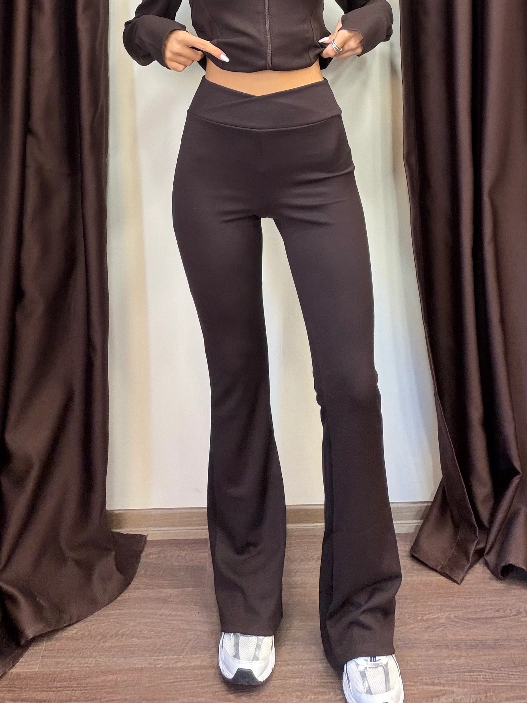 Kadın Fermuarlı Parmak Geçmeli Ceket Tayt Takım