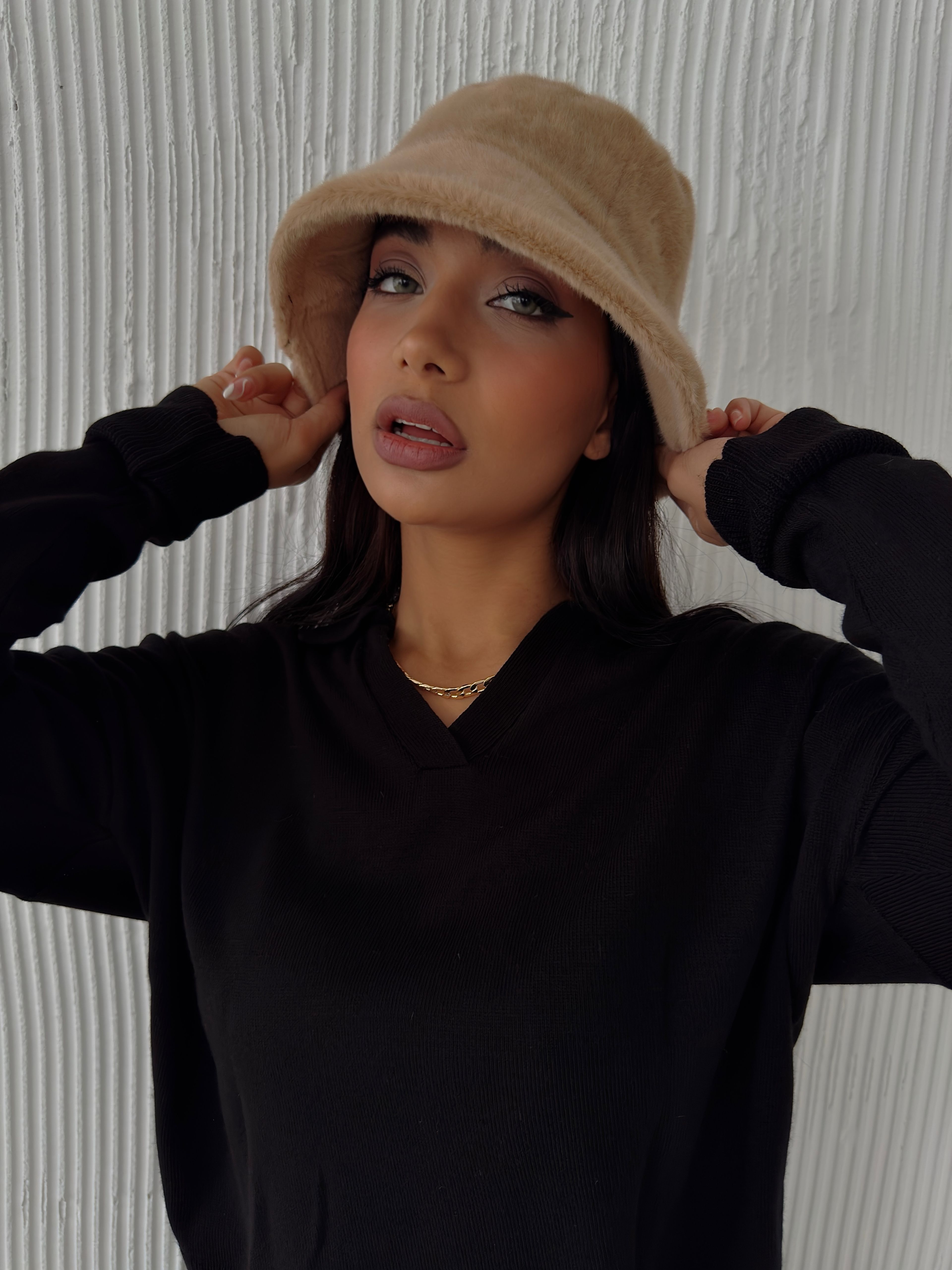 PLUSH BUCKET WOMEN'S HAT - Camel