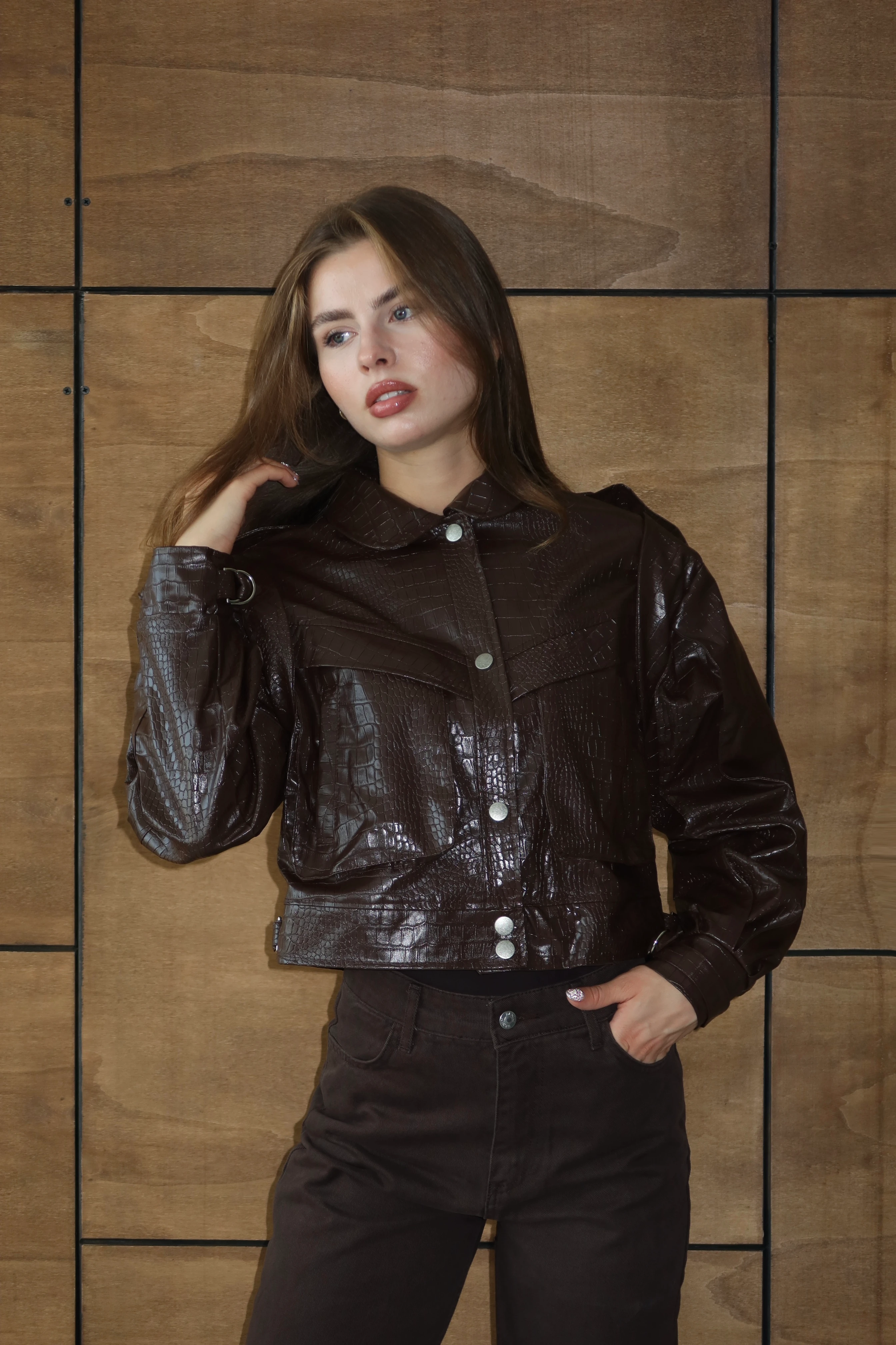 Kadın Gömlek Yaka Apolet Detaylı Premium Deri Ceket