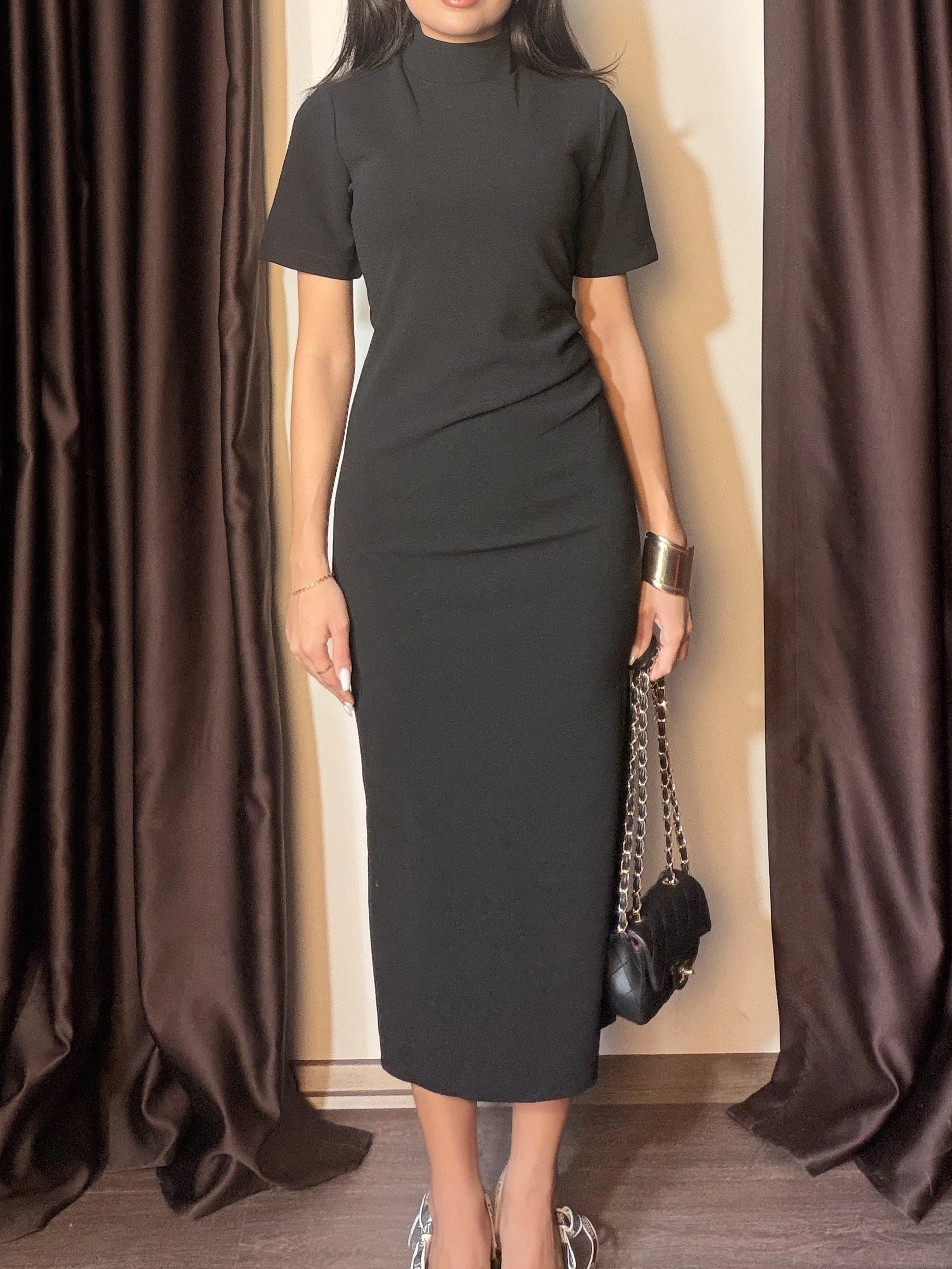 Kadın Midi Boy Kısa Yırtmaçlı Elbise - SIYAH