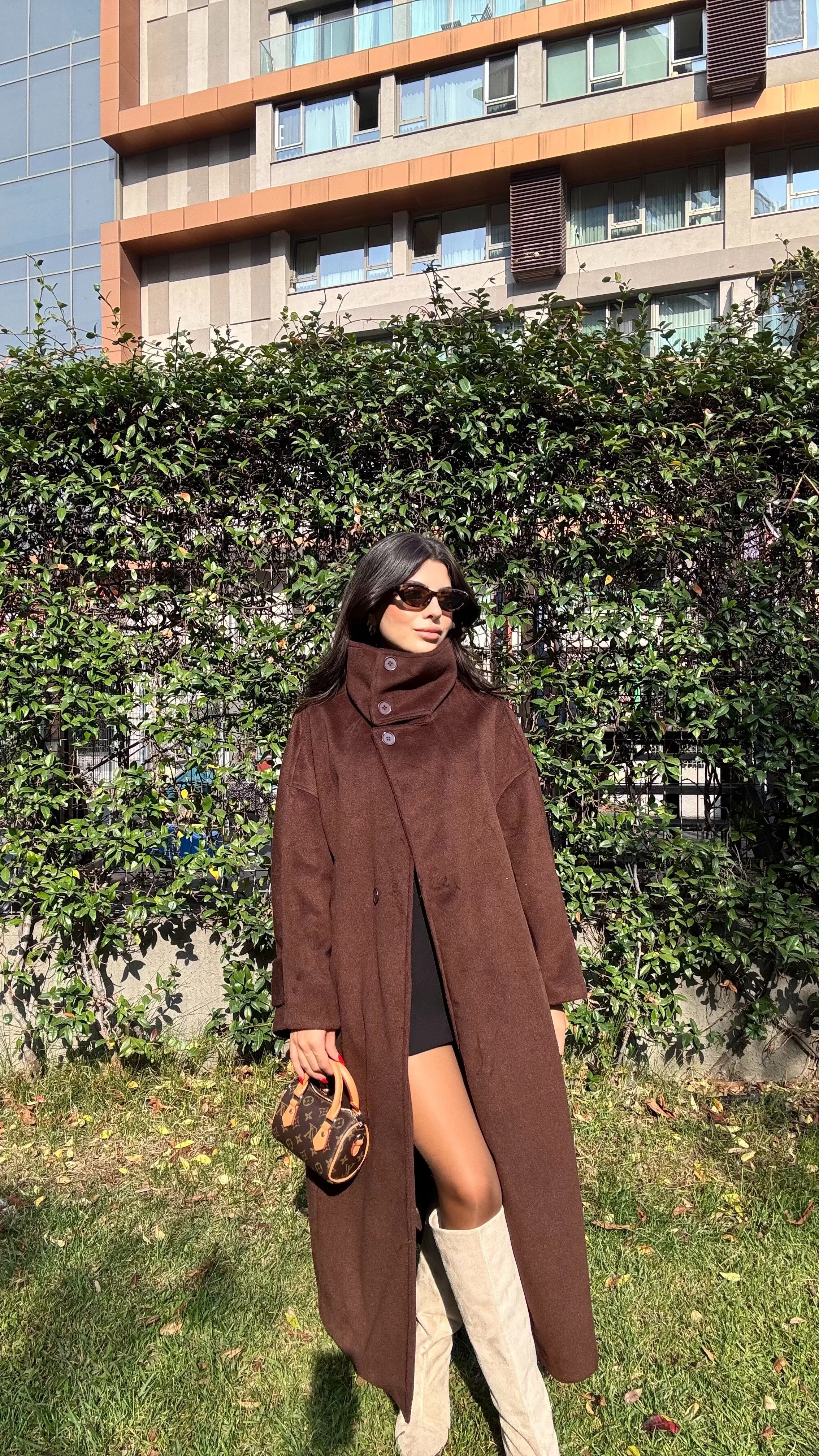 Kadın Dik Yaka Uzun Kaşe Kaban - ACI KAHVE