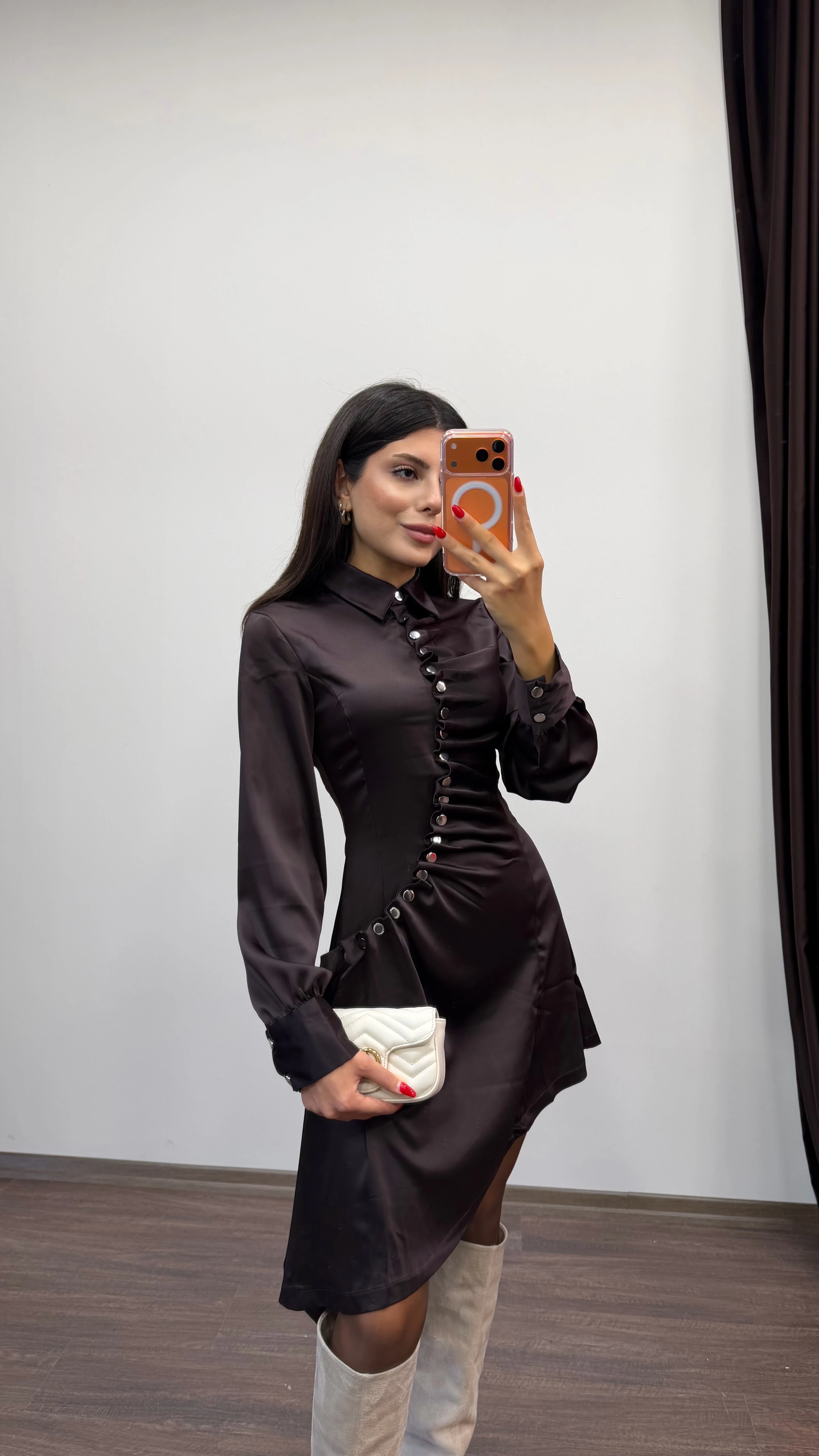 Kadın Çıt Düğme Detaylı Uzun Kollu Asimetrik Kesim Elbise