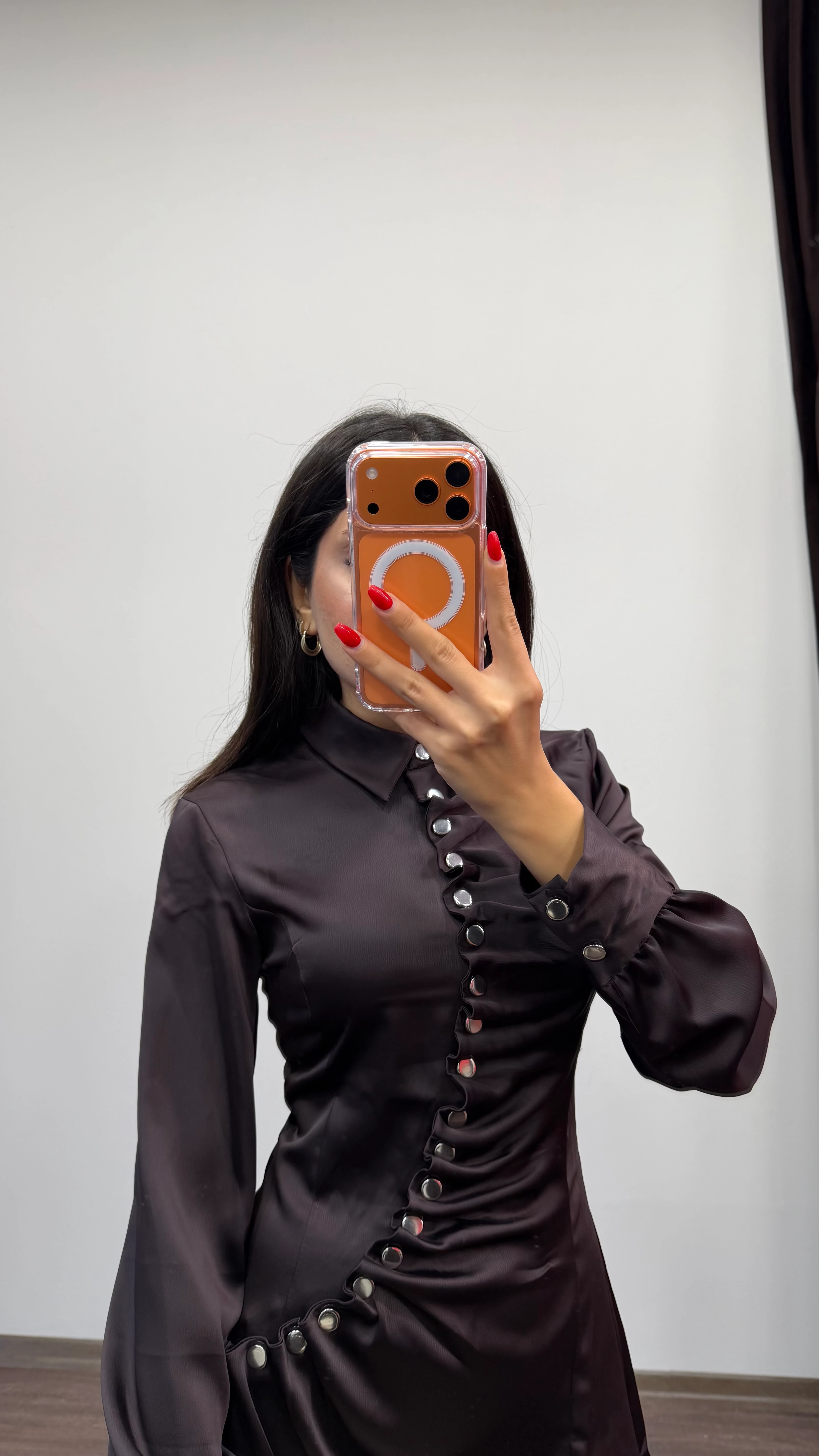 Kadın Çıt Düğme Detaylı Uzun Kollu Asimetrik Kesim Elbise