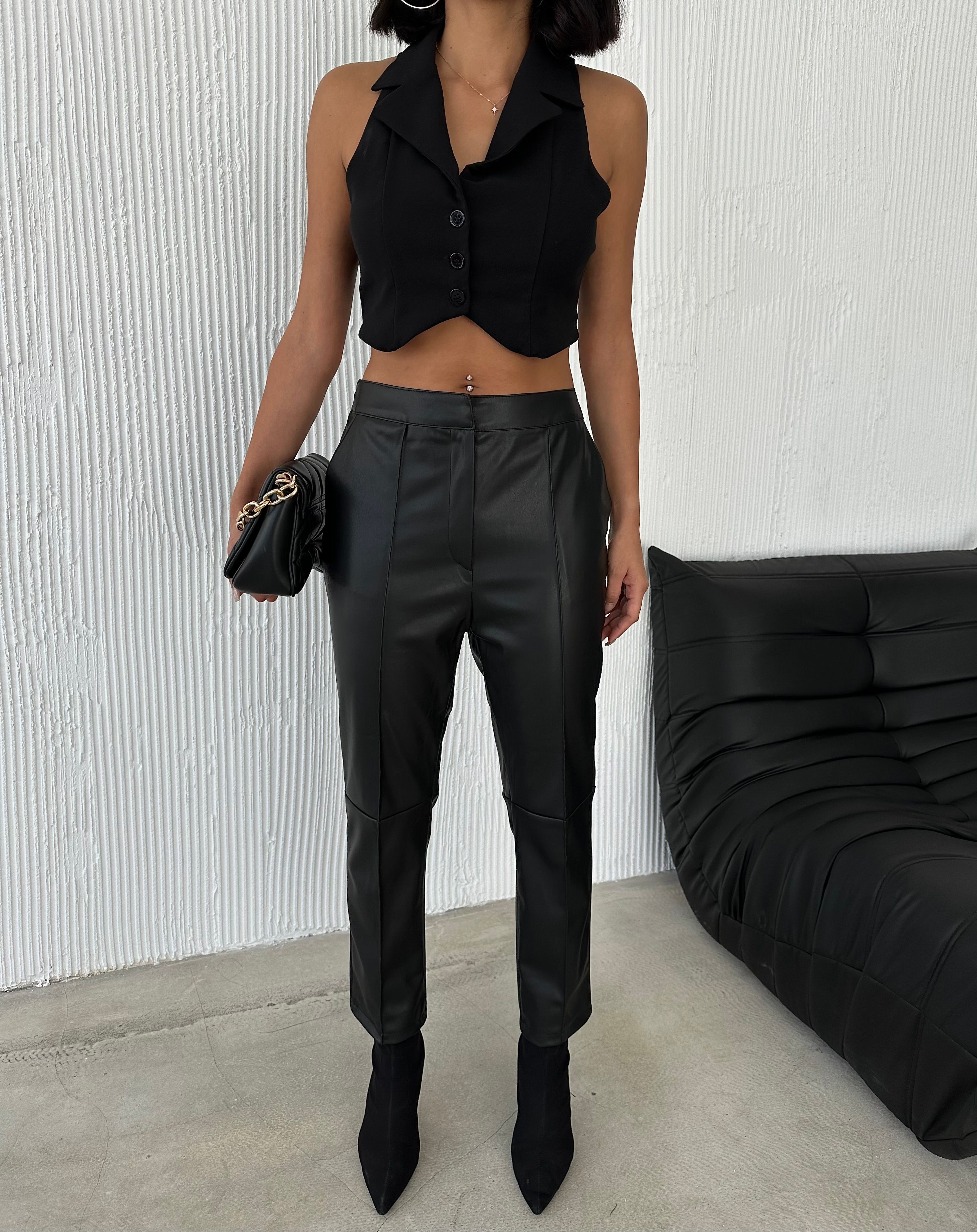 WOMEN'S BLACK COLOR ROSE VELVET LEATHER TROUSERS INSIDE THE WAIST