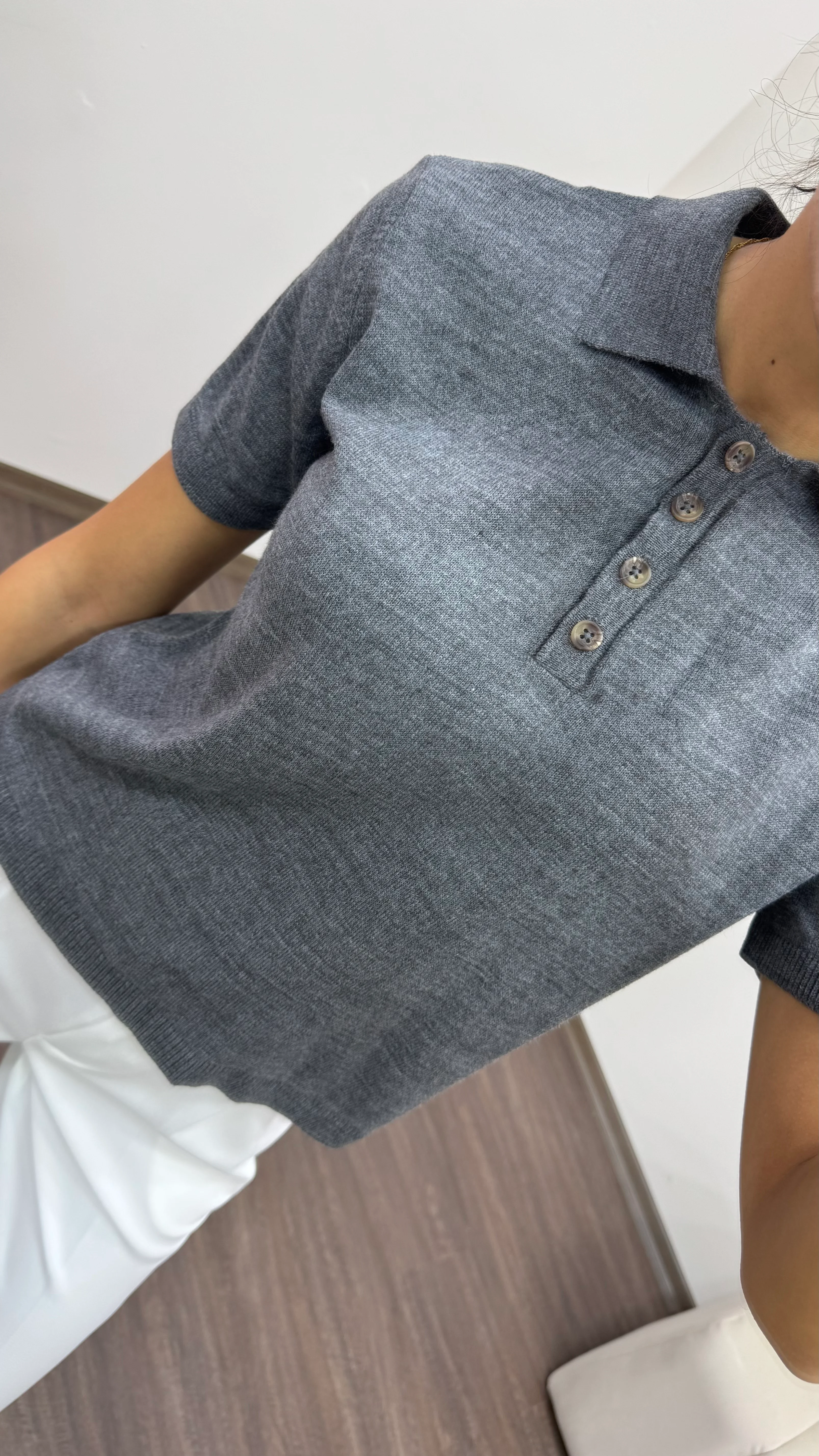 Kadın Kısa Kol Polo Yaka Düğmeli Triko Kazak - GRI