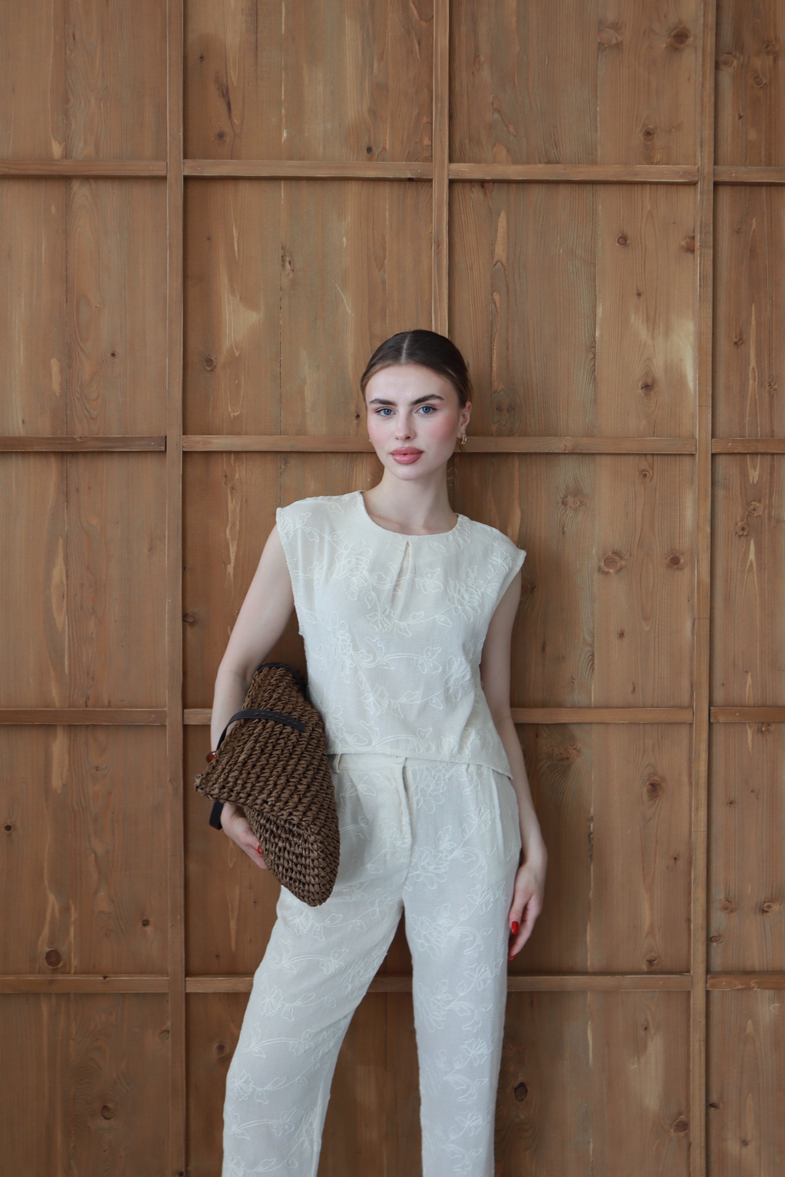 Kadın Nakışlı Crop Bluz-Pantolon Premium Takım