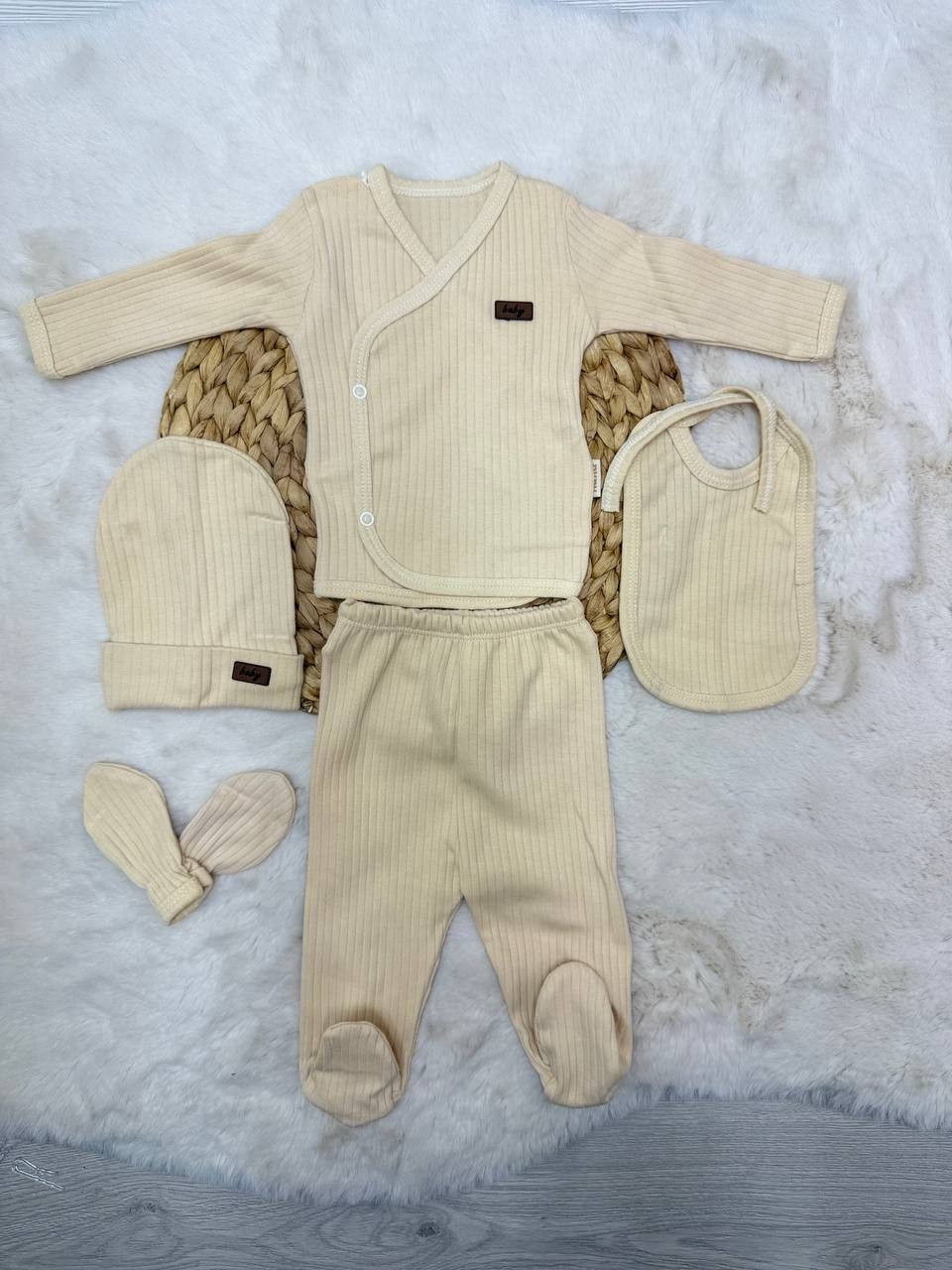 0-3 Ay Baby Armalı 5 Parça Hastane Çıkışı - SÜTLÜ KAHVE