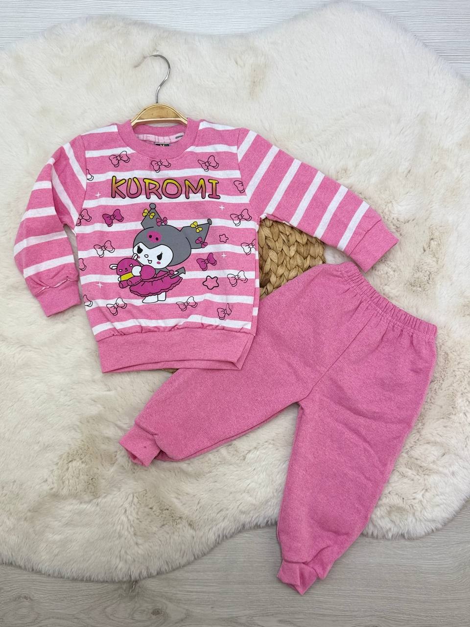 1-10 Yaş Kuromi Baskılı Çizgili Takım - PEMBE