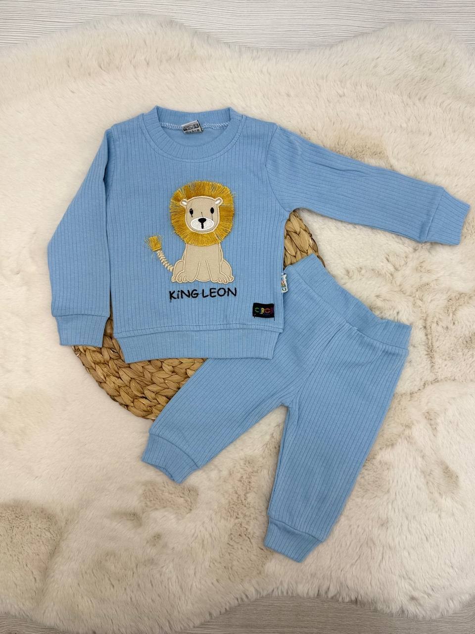 9-24 Ay King Lion Nakışlı Fitilli Takım - MAVİ
