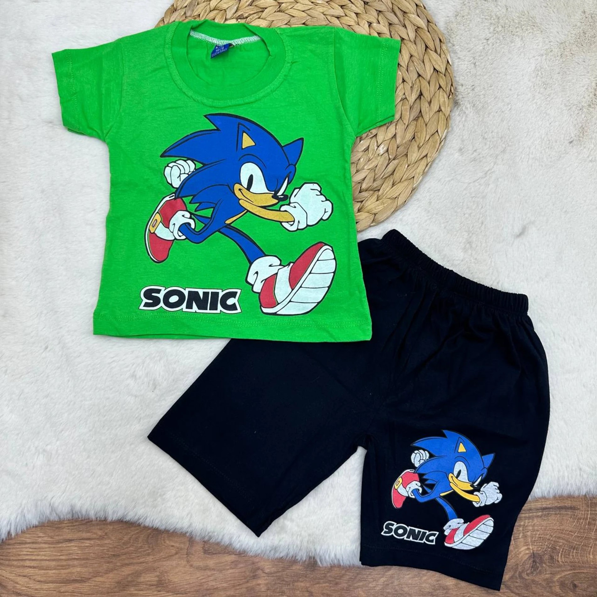 1-10 Yaş Sonic Desenli Takım Yeşil