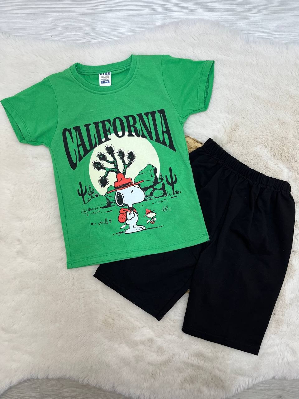 4-8 Yaş California Snopy Desenli Penye Takım - FISTIK YEŞİLİ
