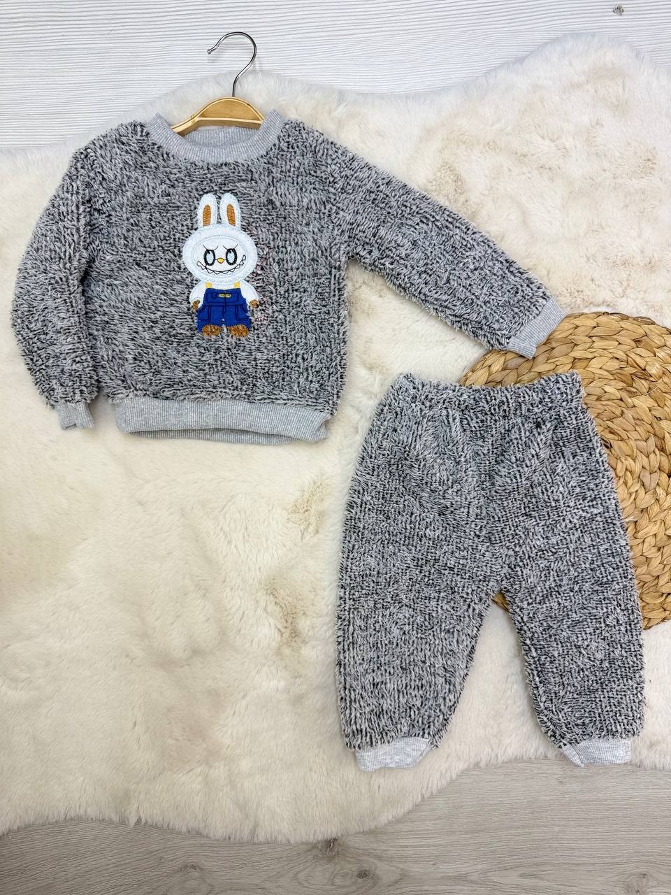 1-5 Yaş Labubu Nakışlı Peluş Takım - GRİ