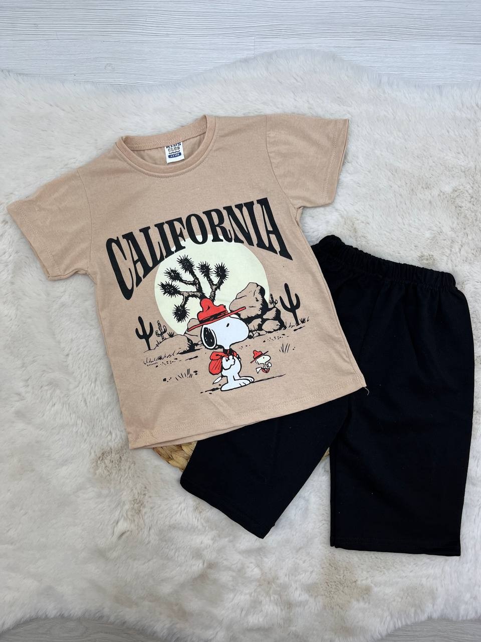 4-8 Yaş California Snopy Desenli Penye Takım - BEJ