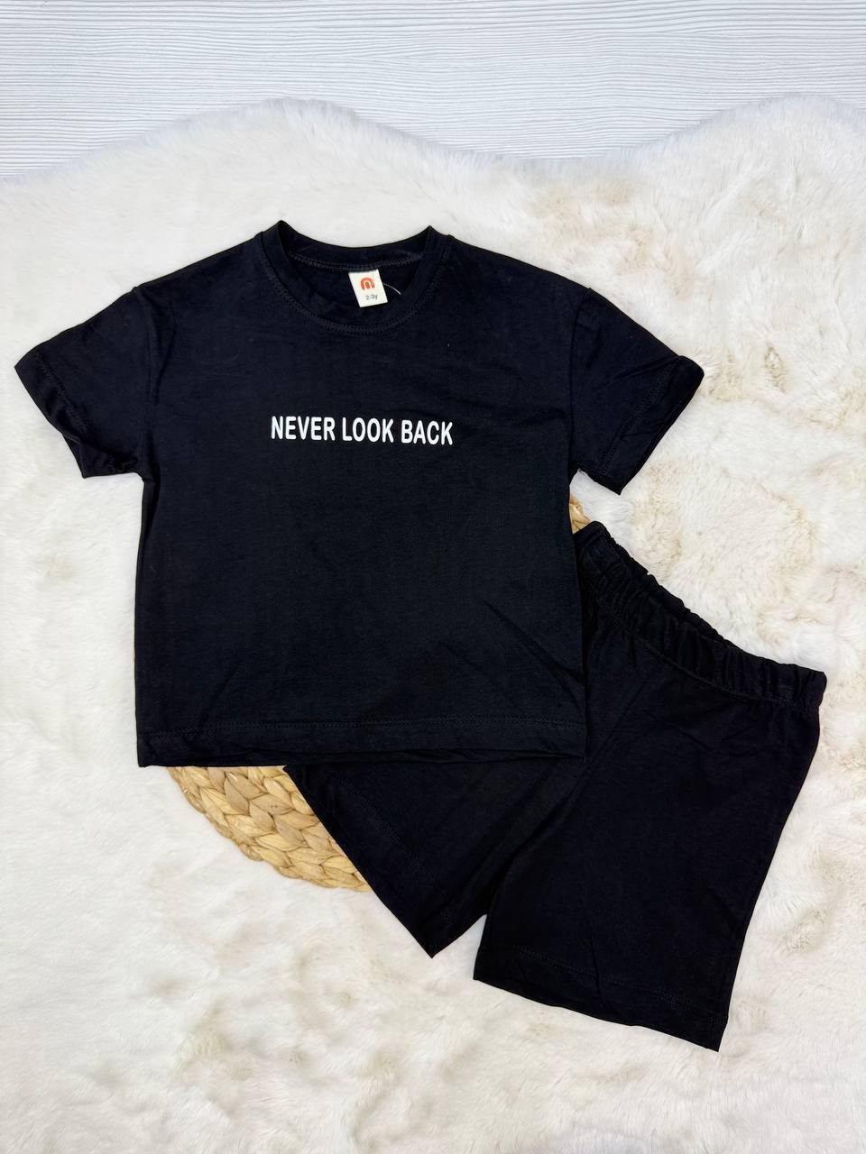 2-6 Yaş Never Look Back Takım - SİYAH